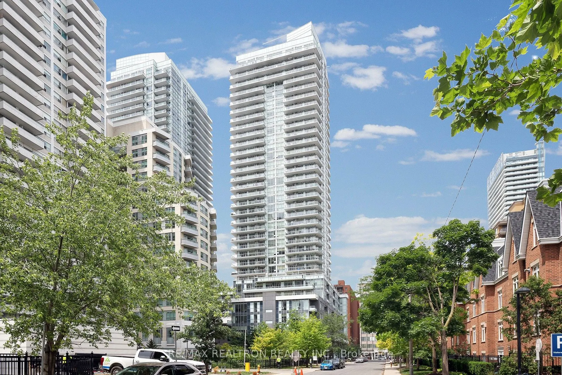 98 Lillian Street, #1517
