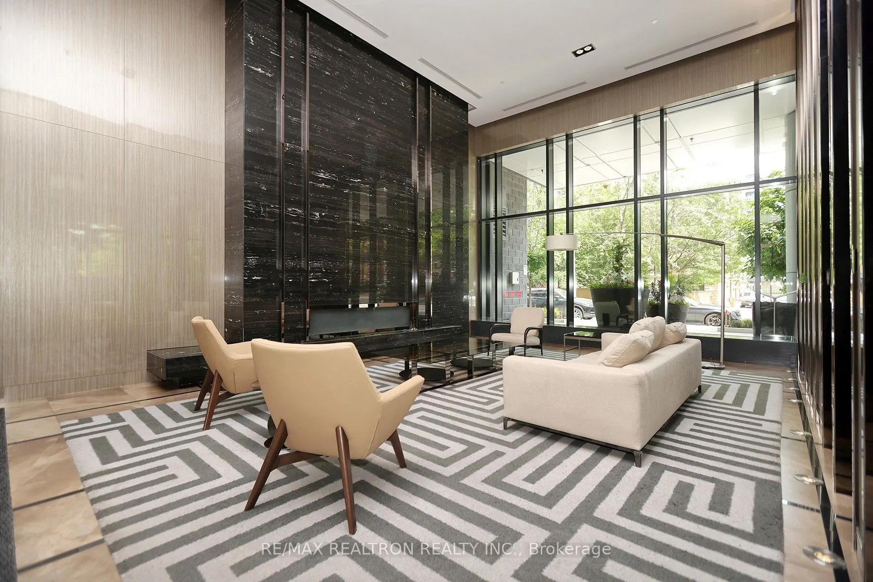 98 Lillian Street, #1517
