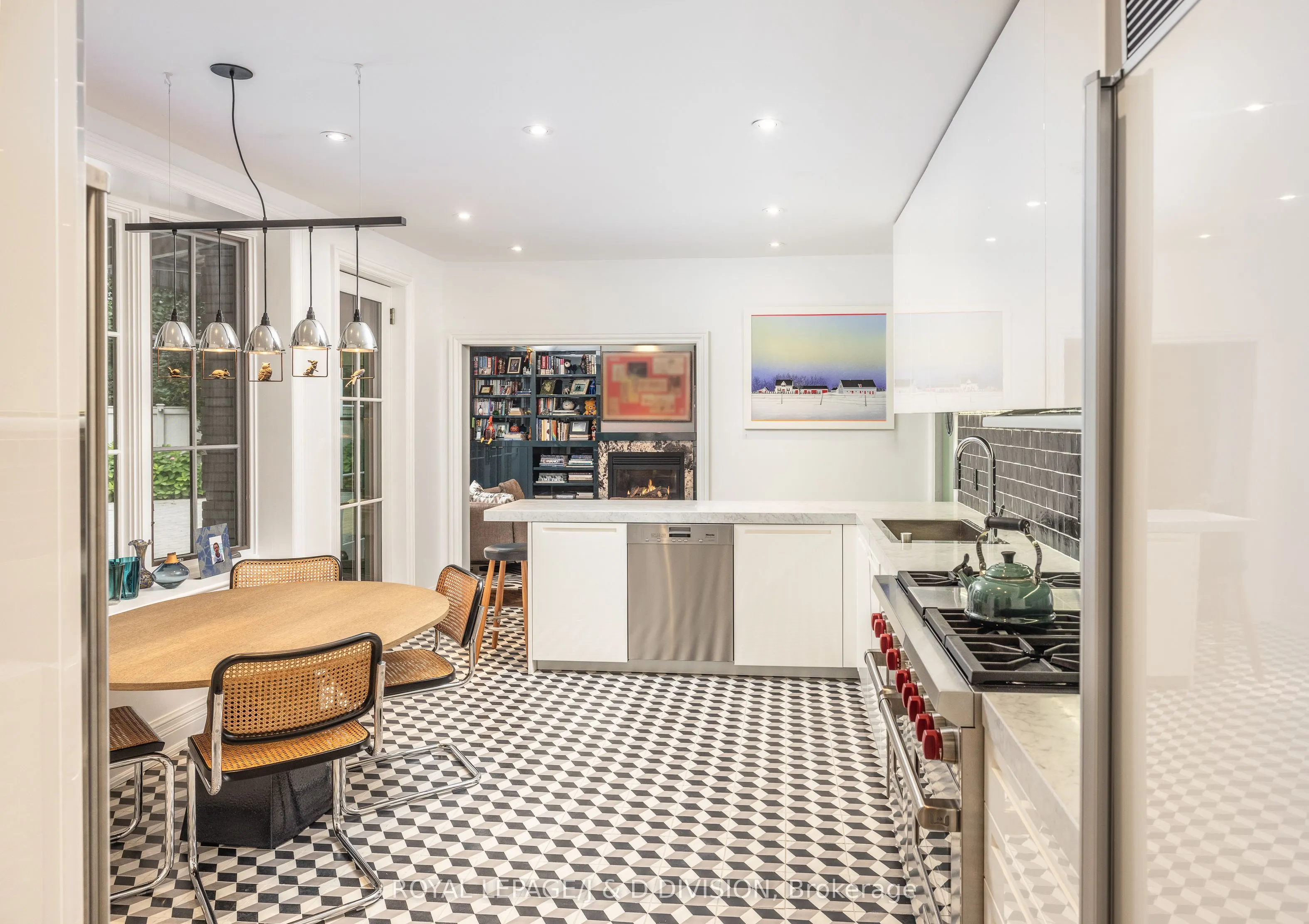 1 Valleyanna Drive