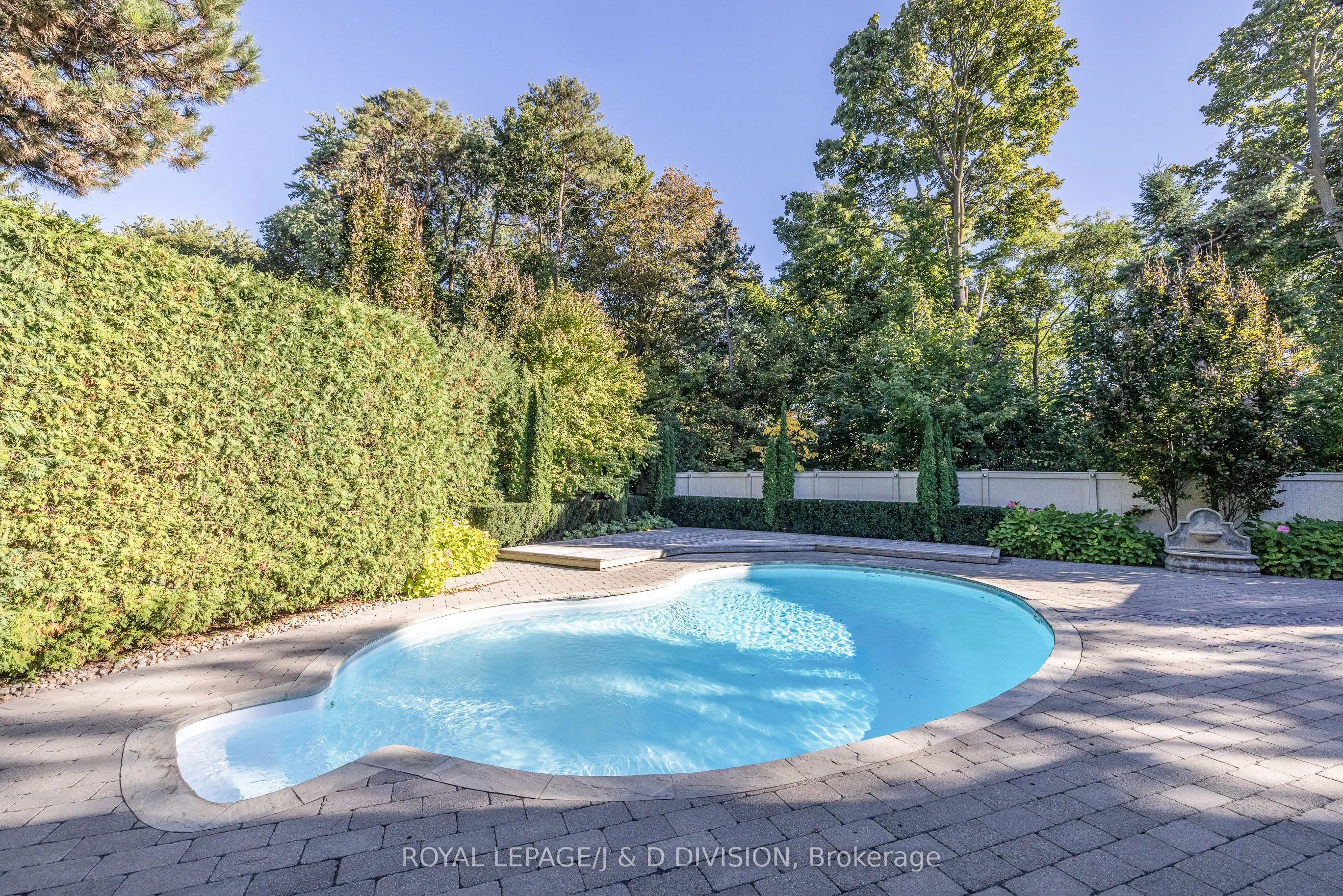 1 Valleyanna Drive