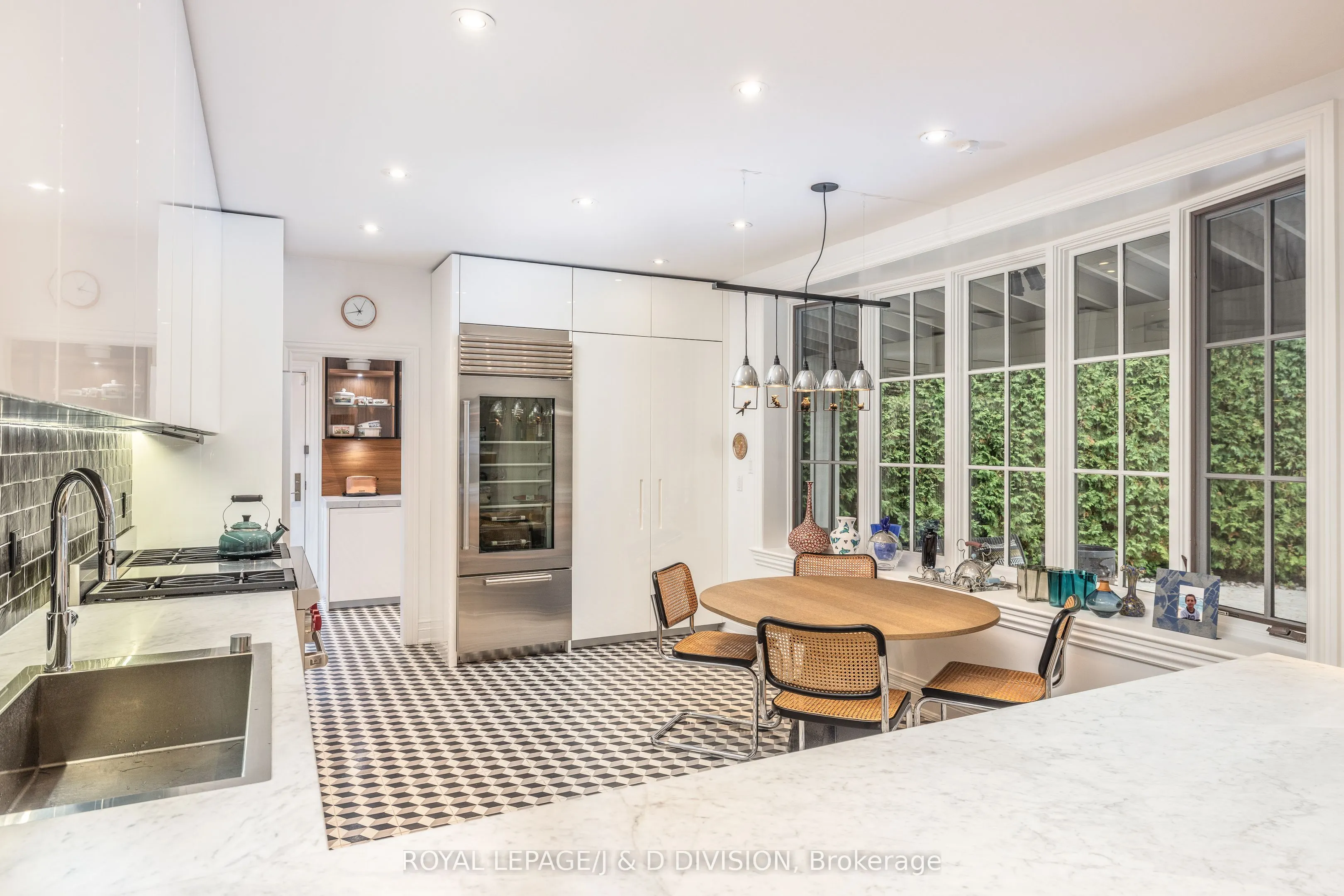 1 Valleyanna Drive