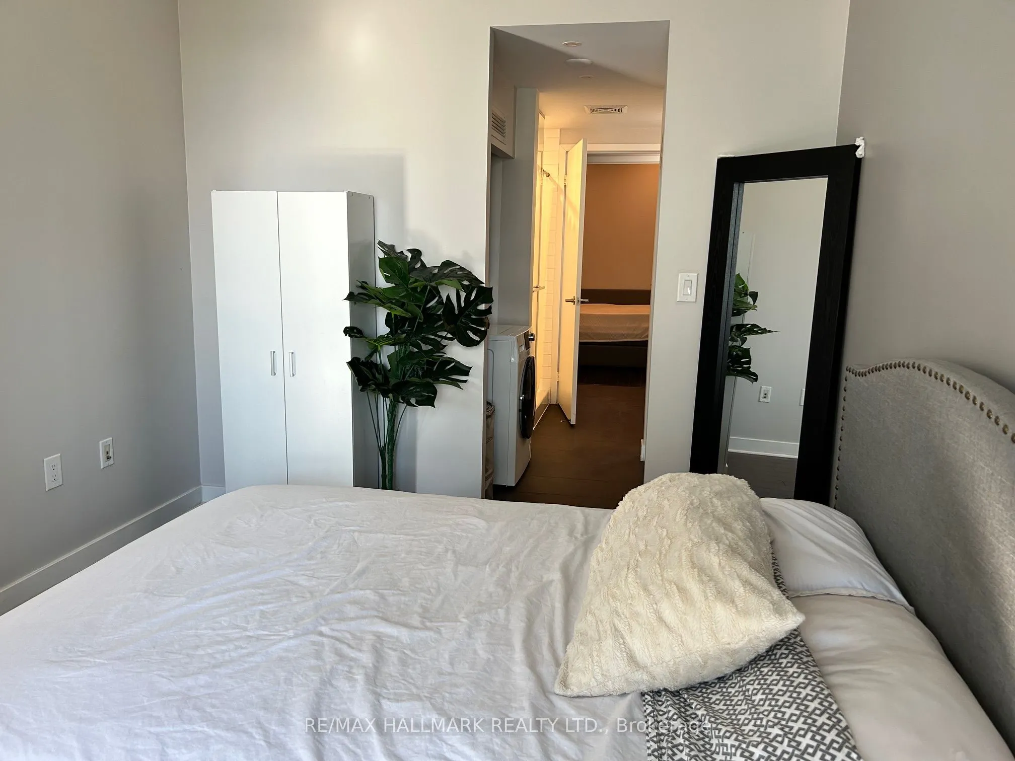 38 Dan Leckie Way, #710