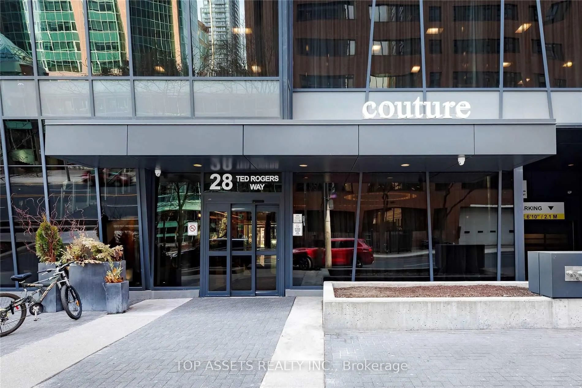 28 Ted Rogers Way, #3309
