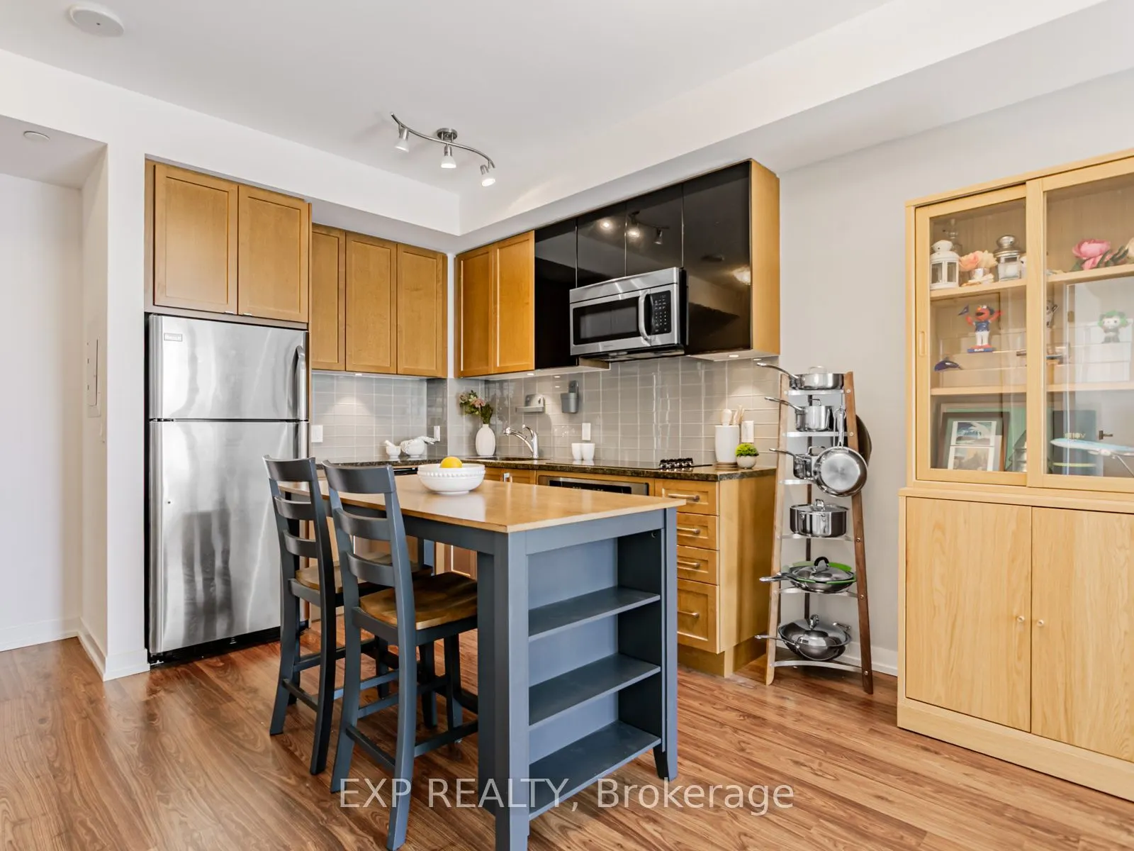 98 Lillian Street, #1018
