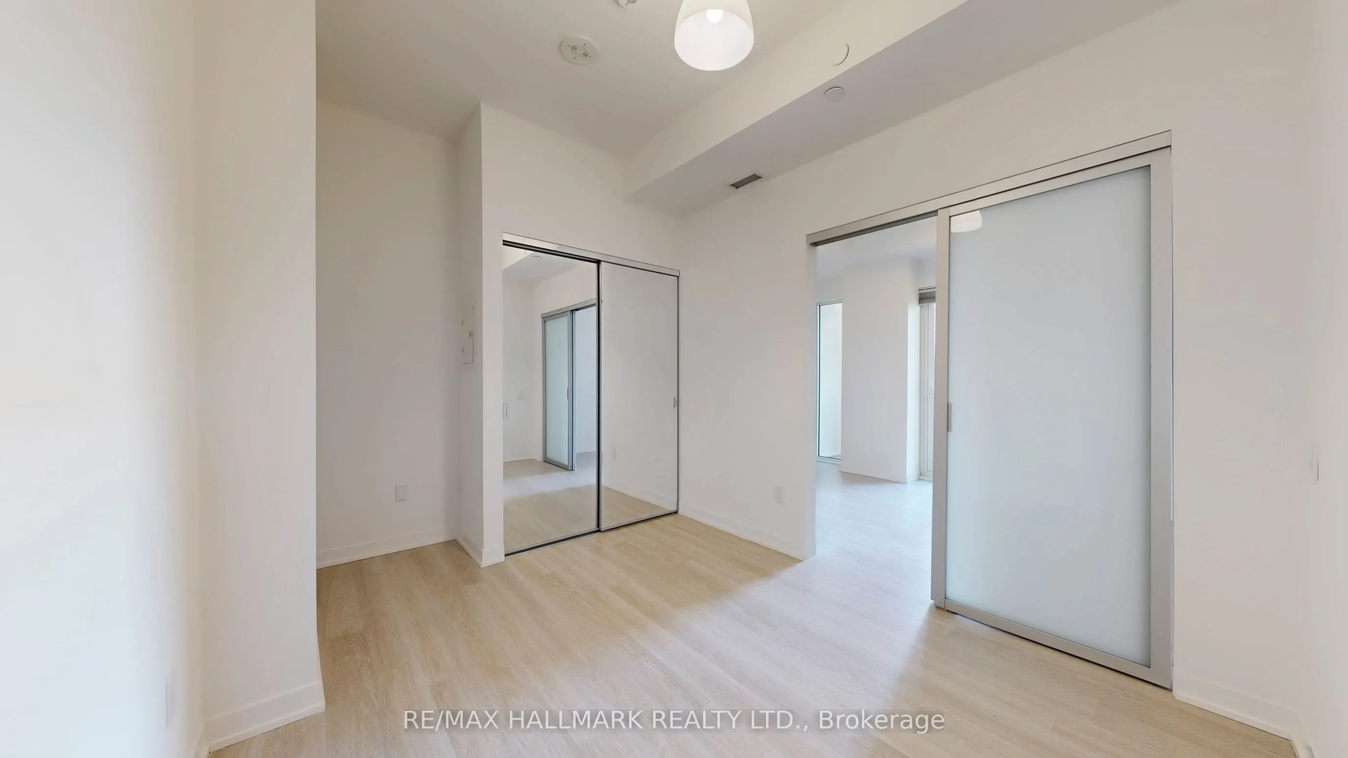 500 Wilson Avenue, #527