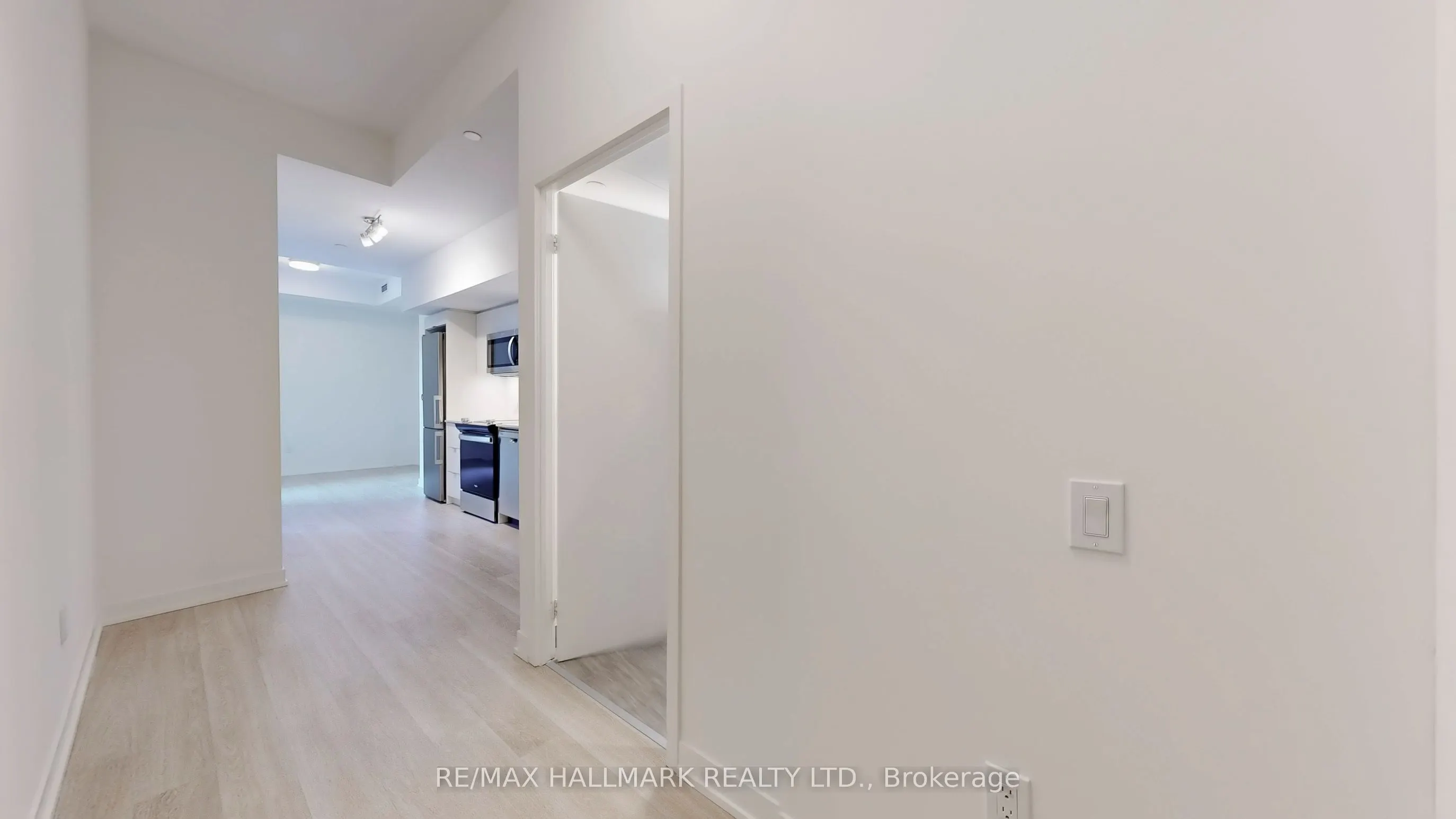 500 Wilson Avenue, #527