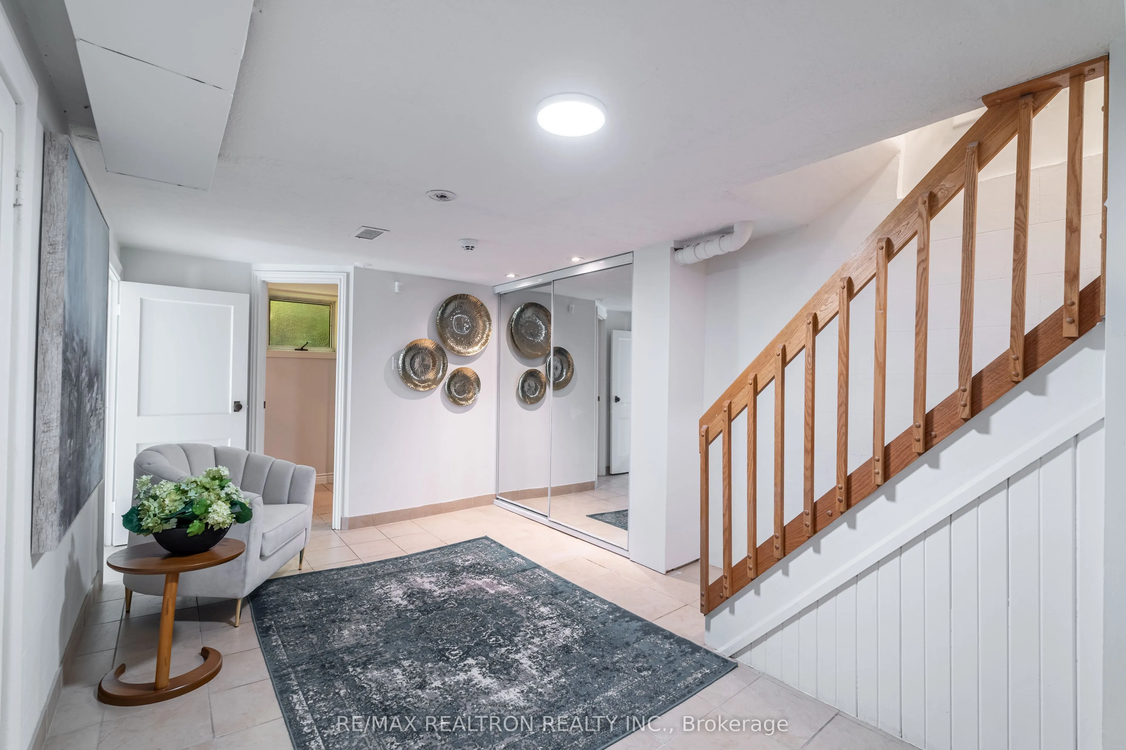 111 Sutherland Drive