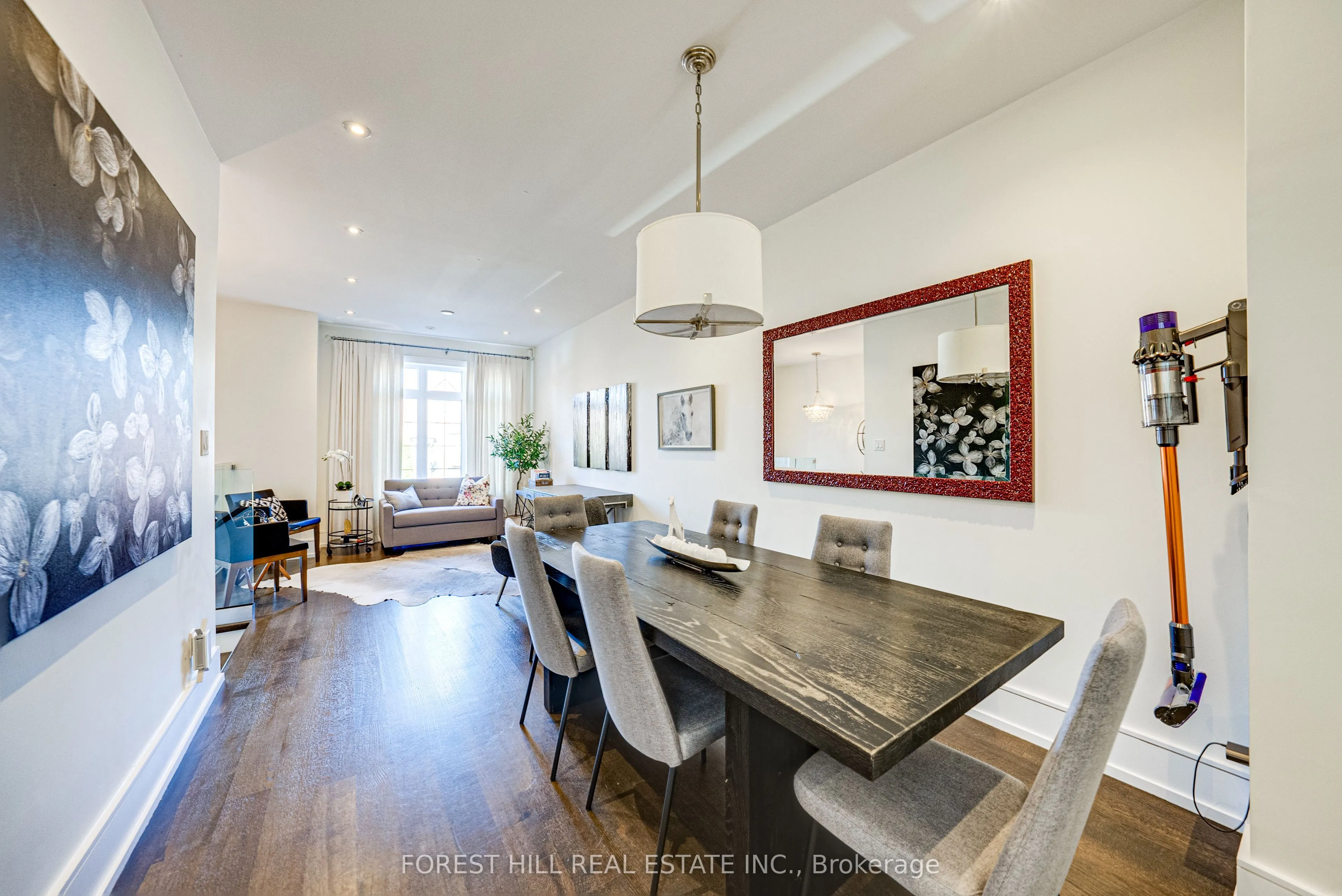 15A Roslin Avenue