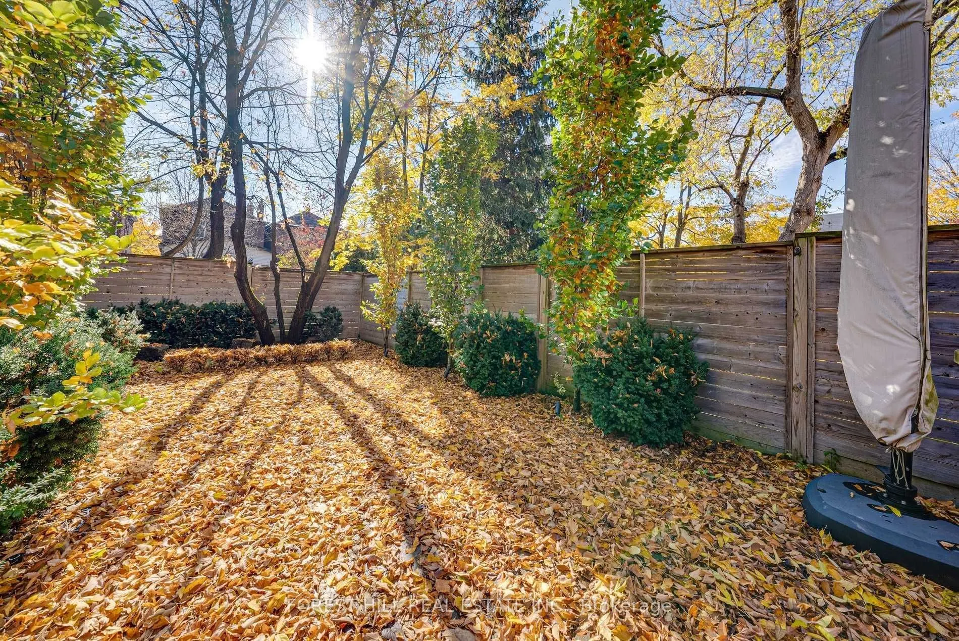 15A Roslin Avenue