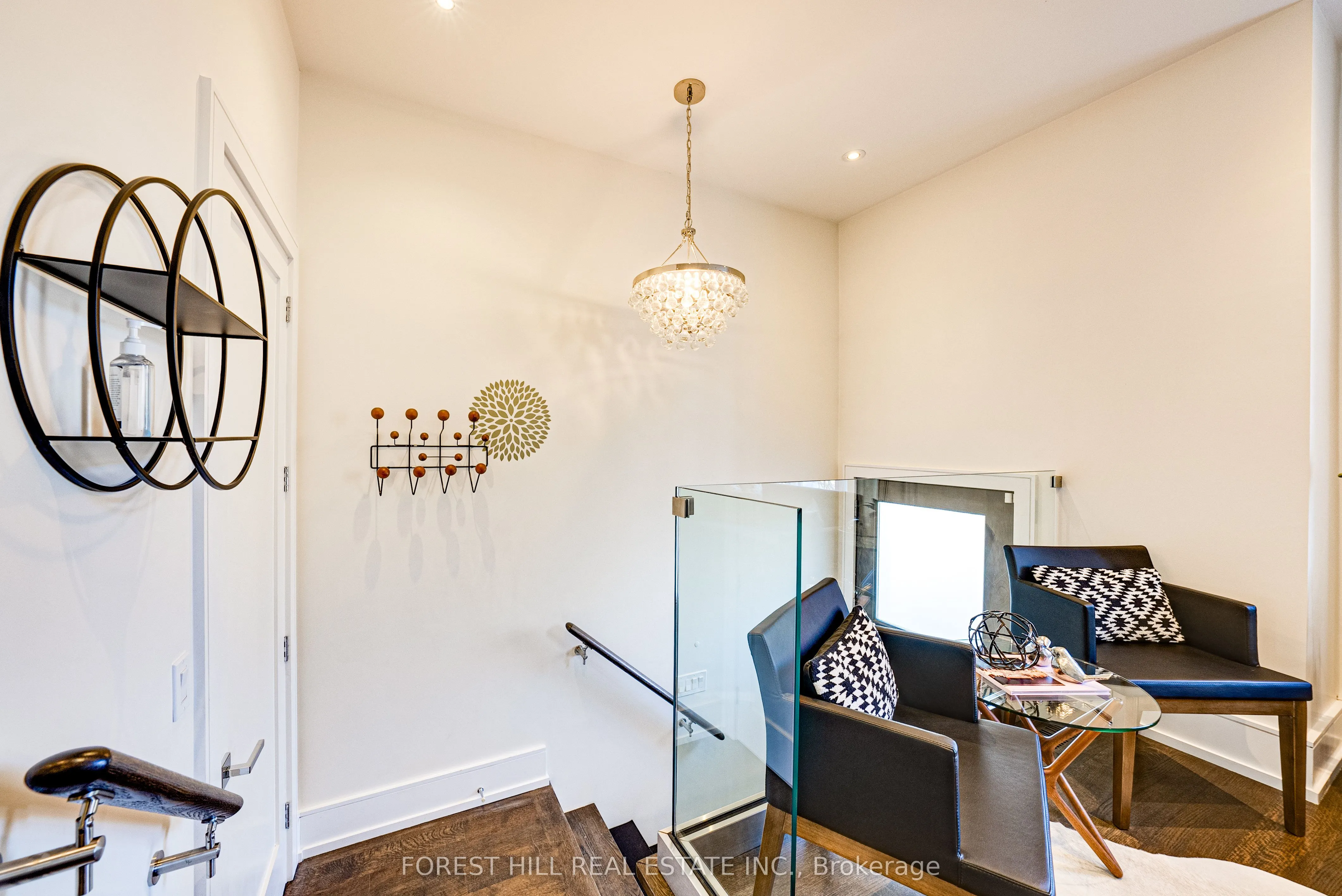 15A Roslin Avenue