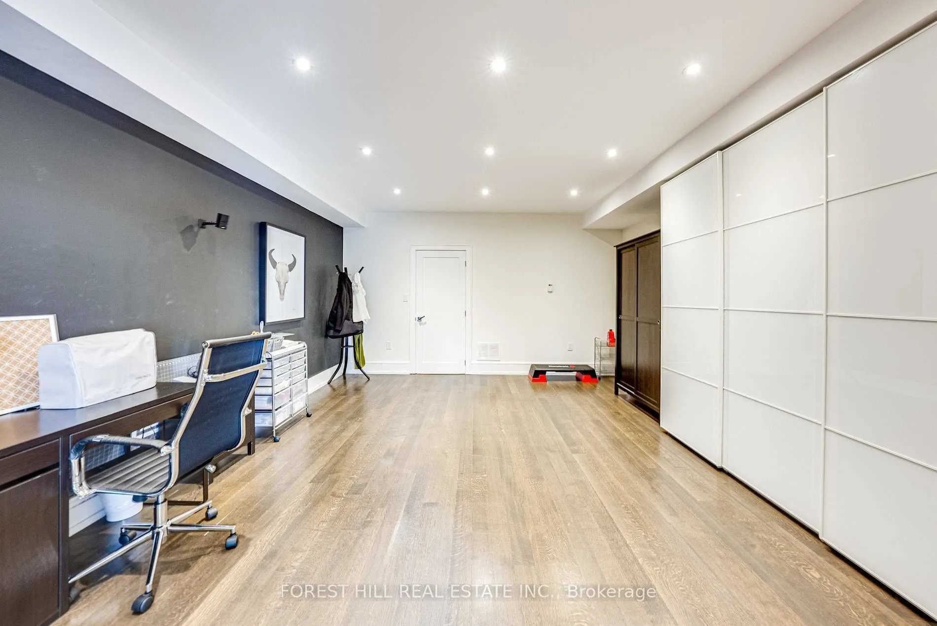 15A Roslin Avenue