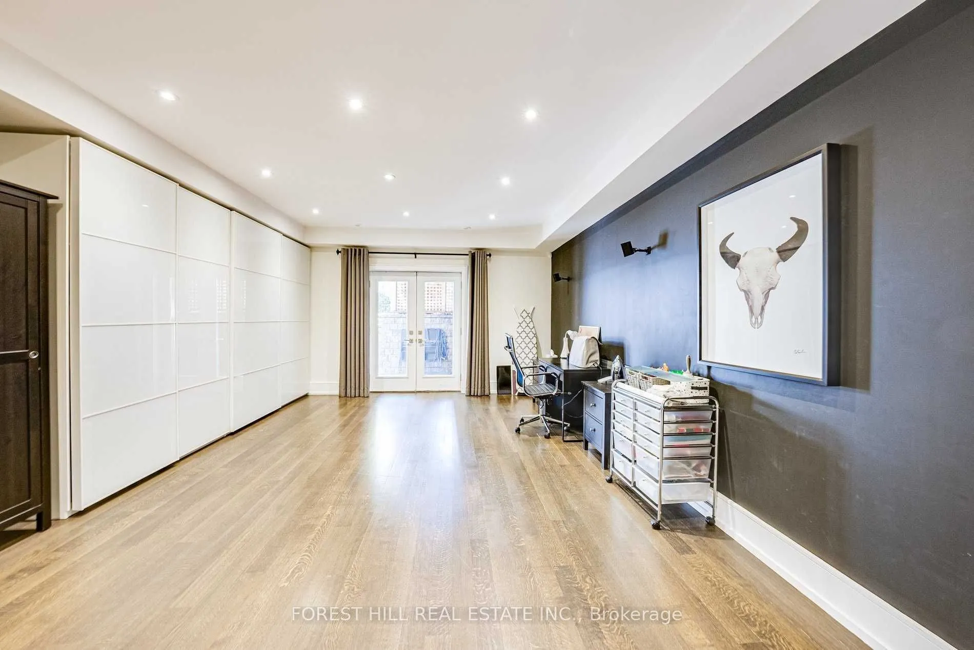 15A Roslin Avenue