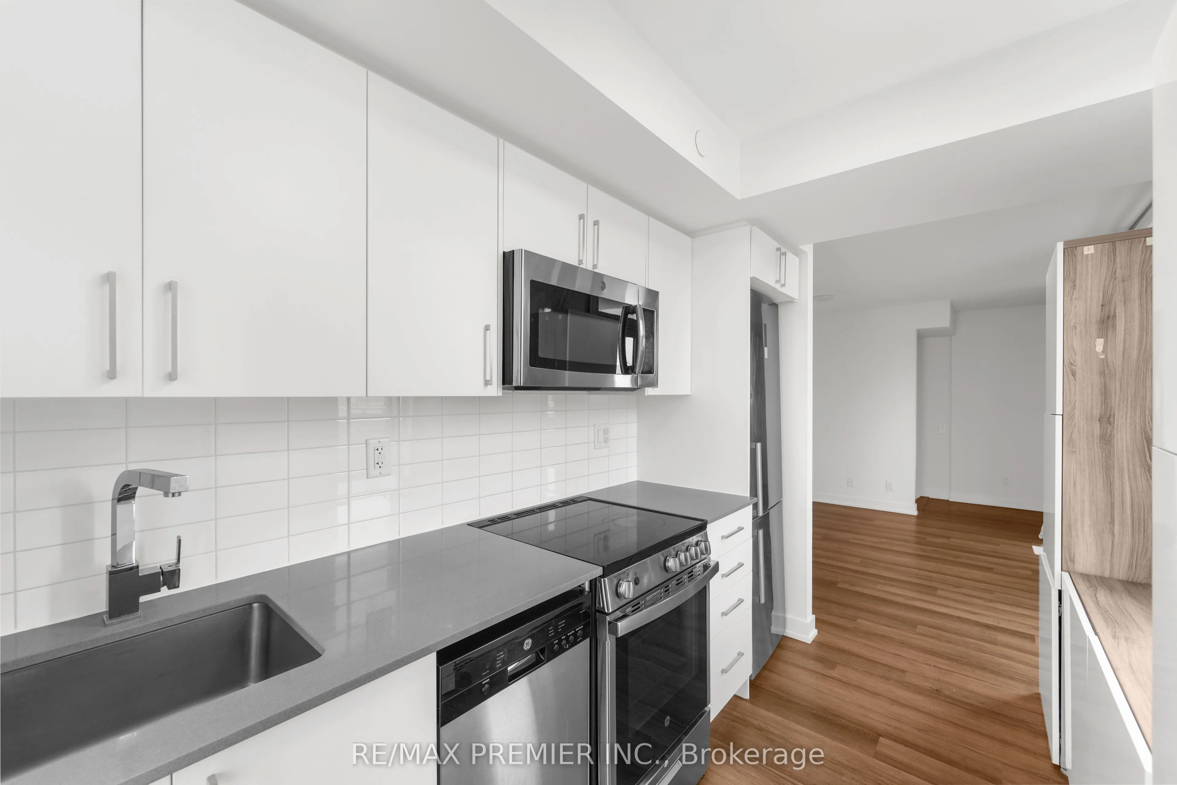 38 Monte Kwinter Court, #102