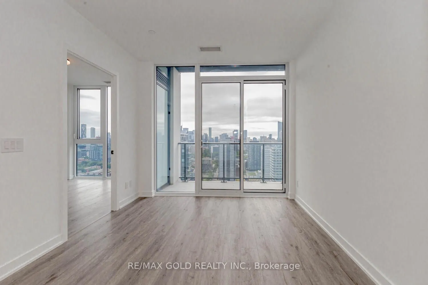 5 Defries Street E, #3106