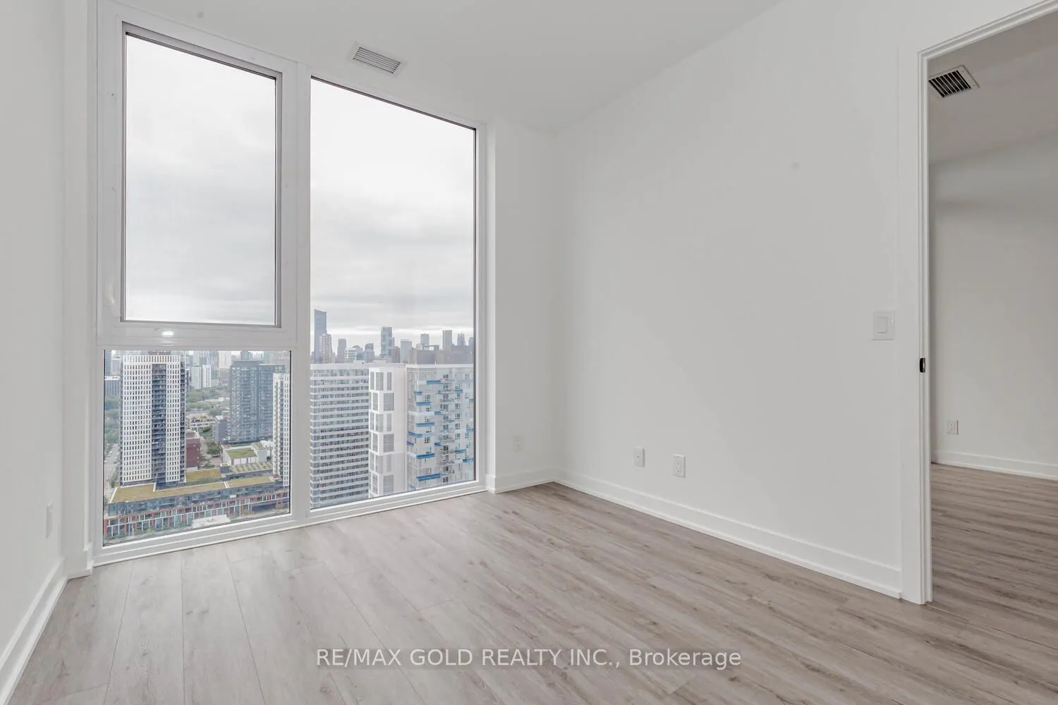 5 Defries Street E, #3106