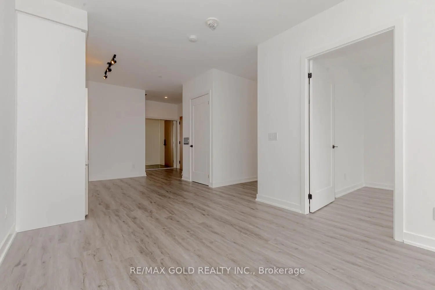 5 Defries Street E, #3106