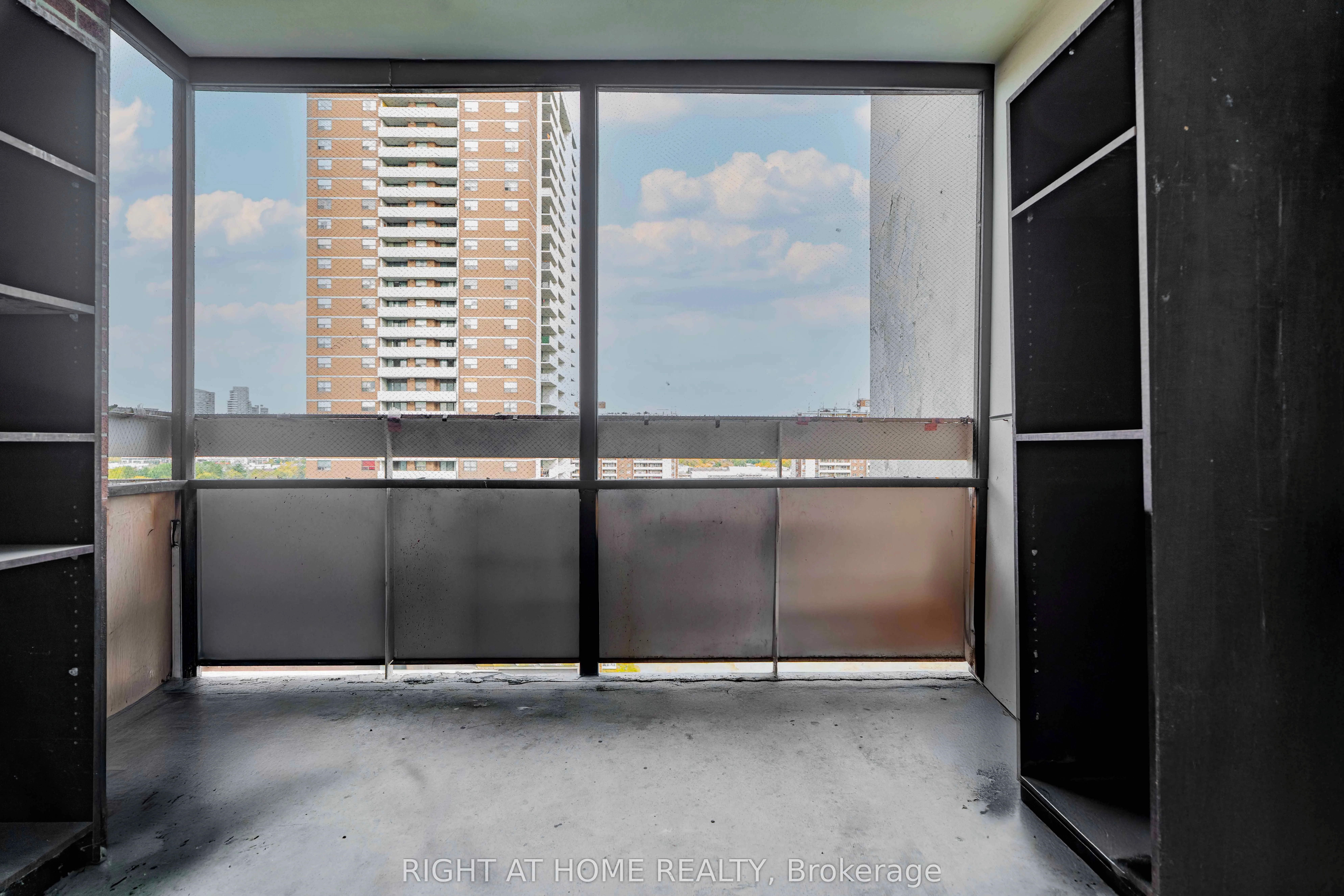 205 Hilda Avenue, #1506