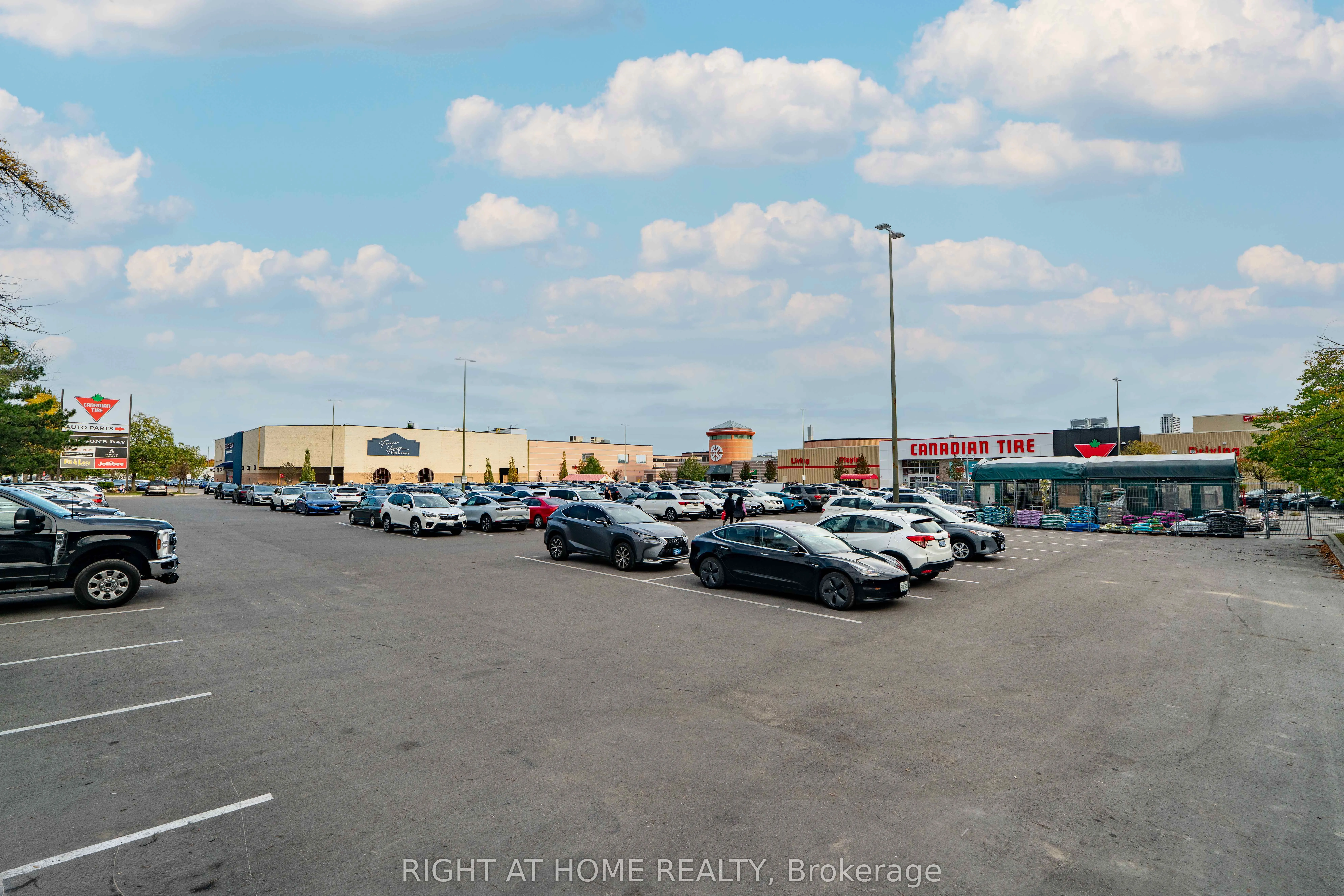 205 Hilda Avenue, #1506