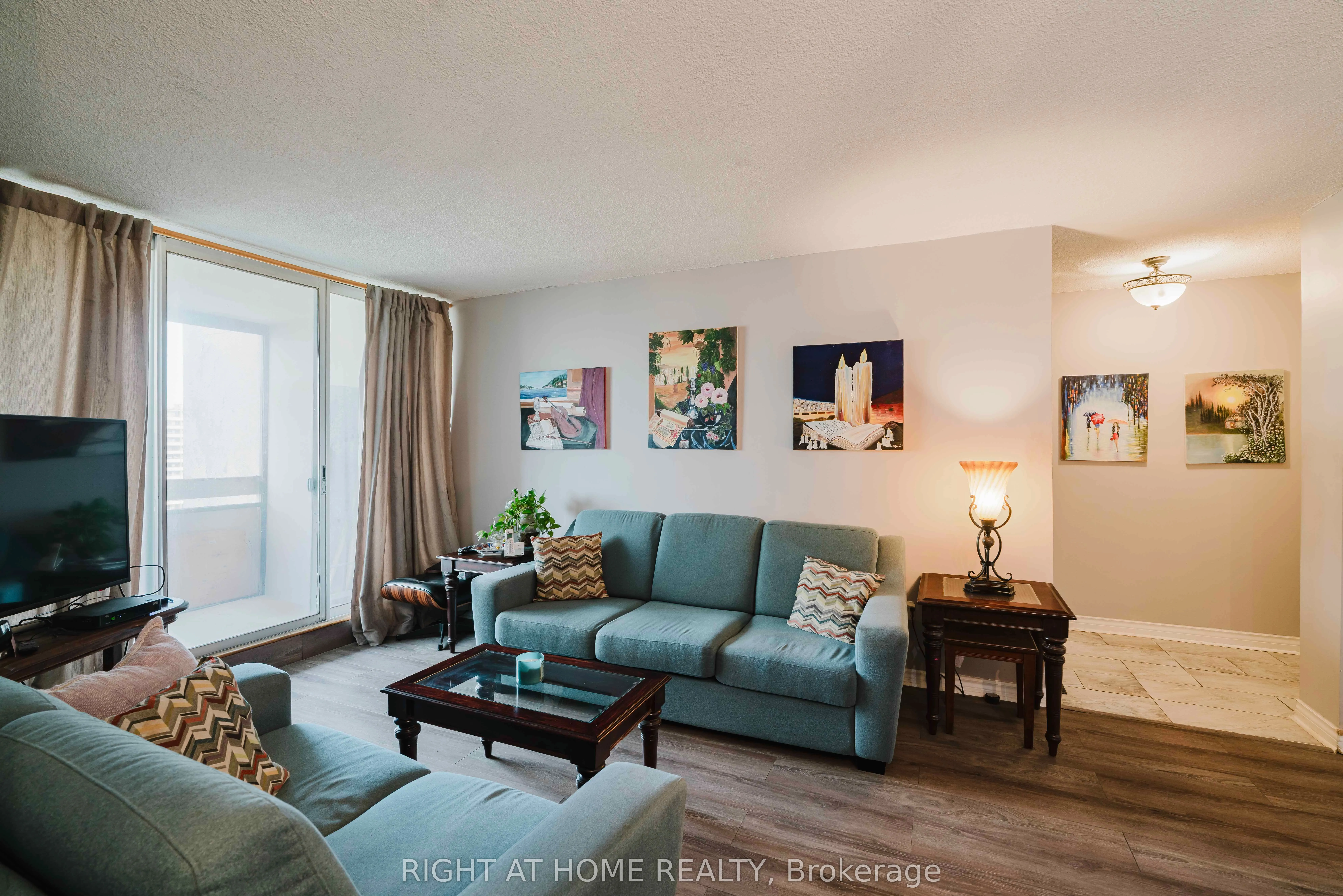 205 Hilda Avenue, #1506