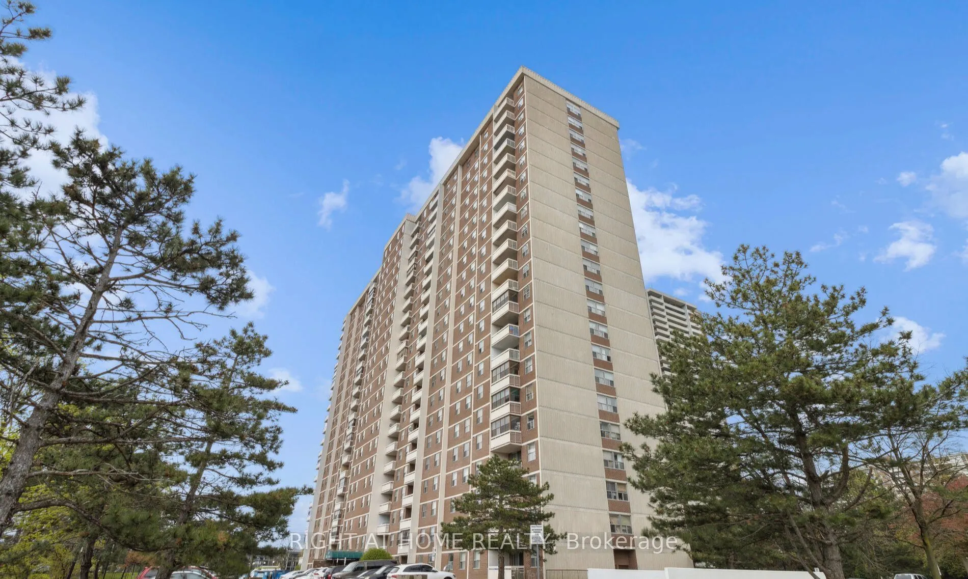 205 Hilda Avenue, #1506