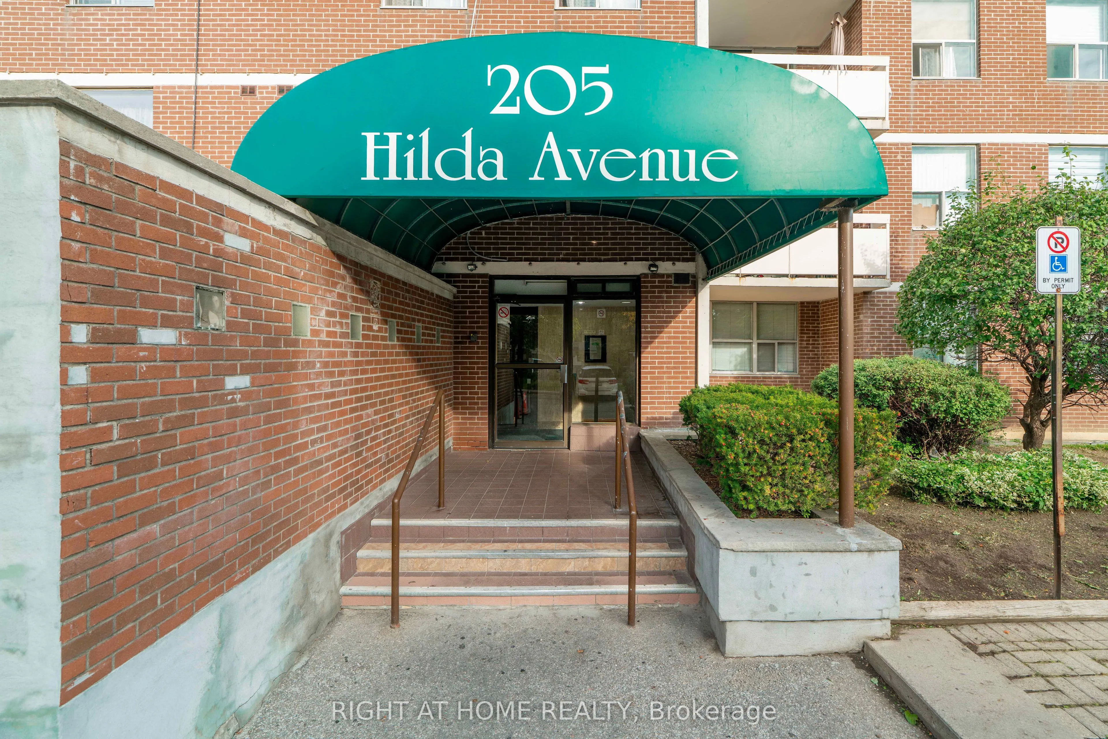 205 Hilda Avenue, #1506