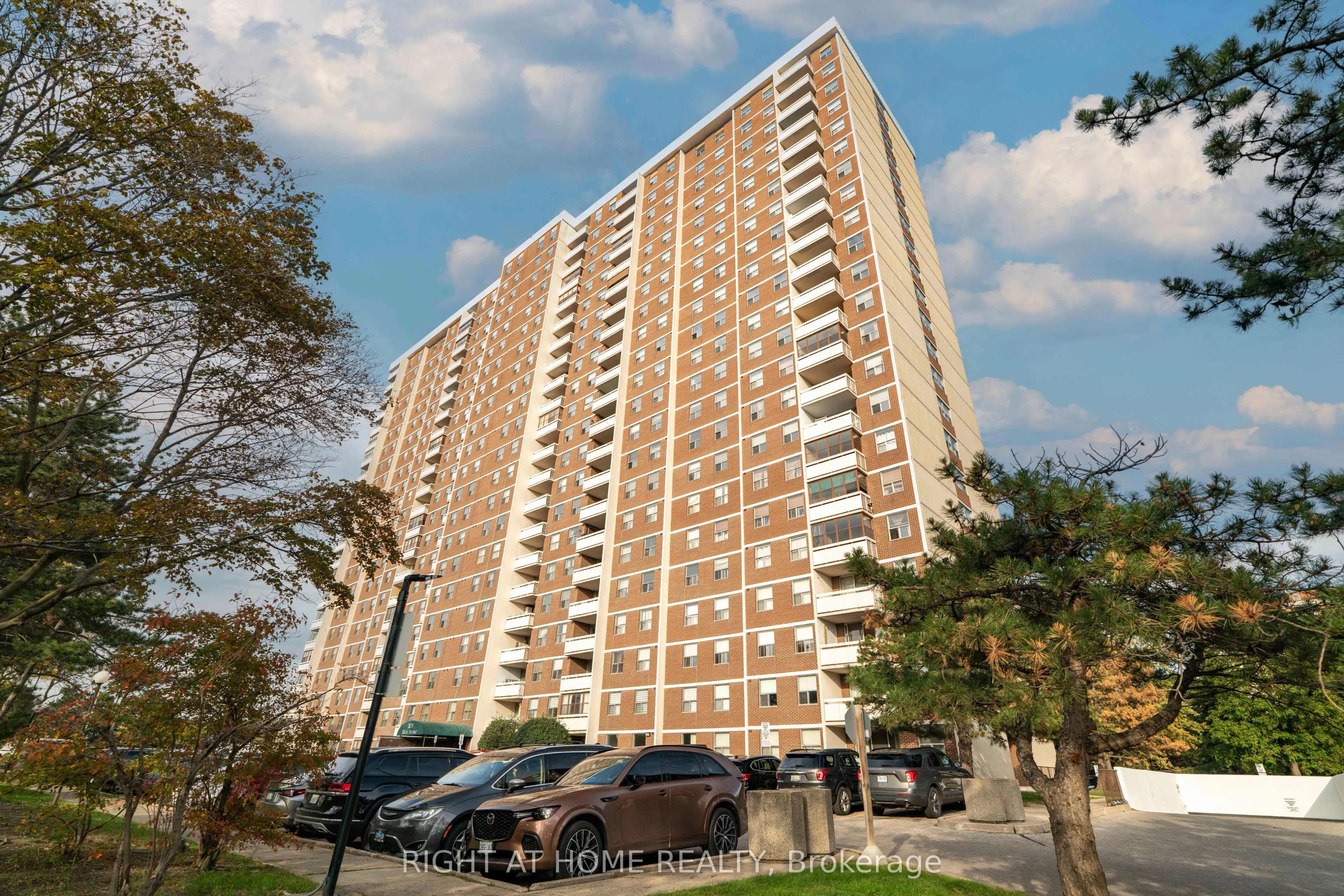 205 Hilda Avenue, #1506