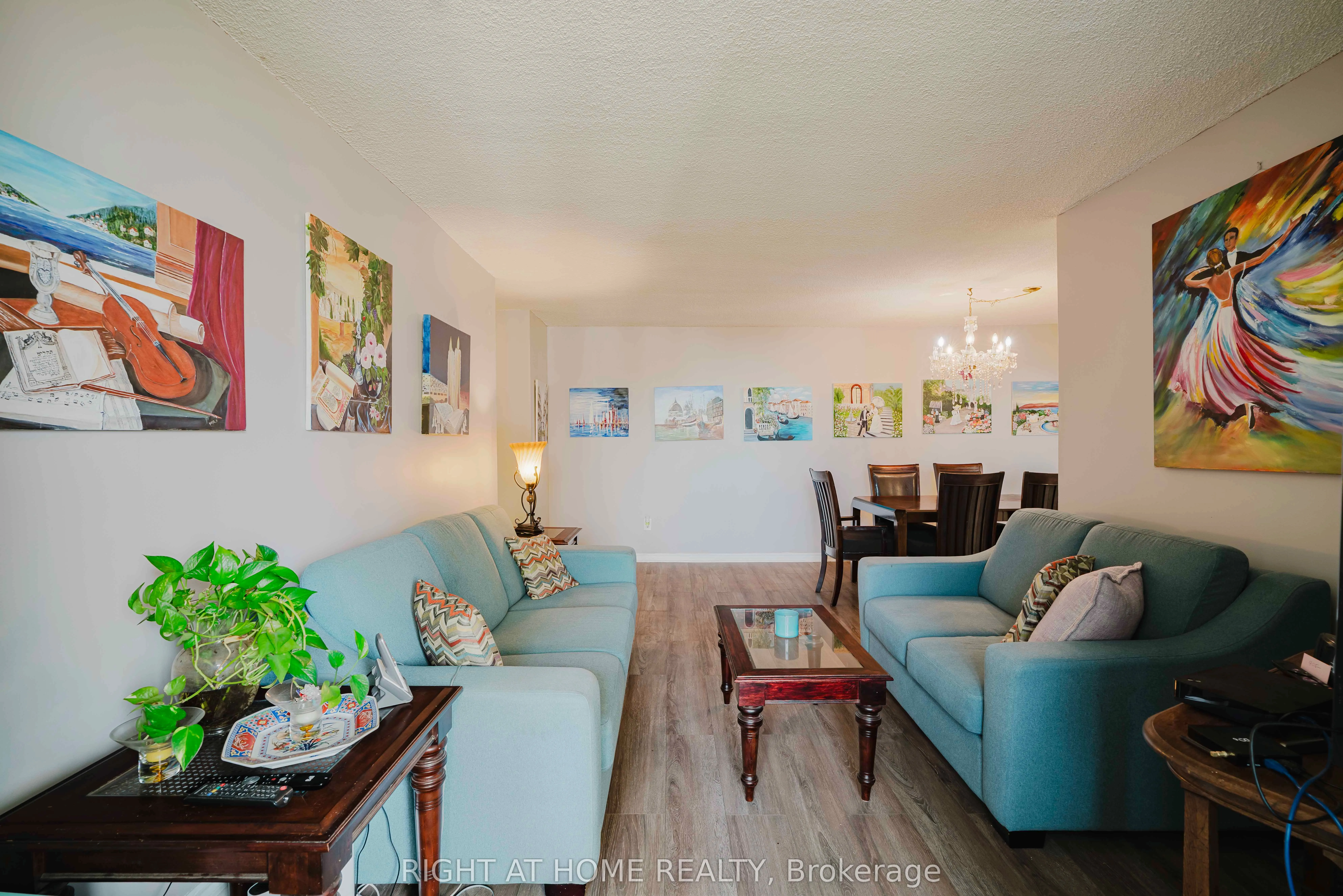 205 Hilda Avenue, #1506