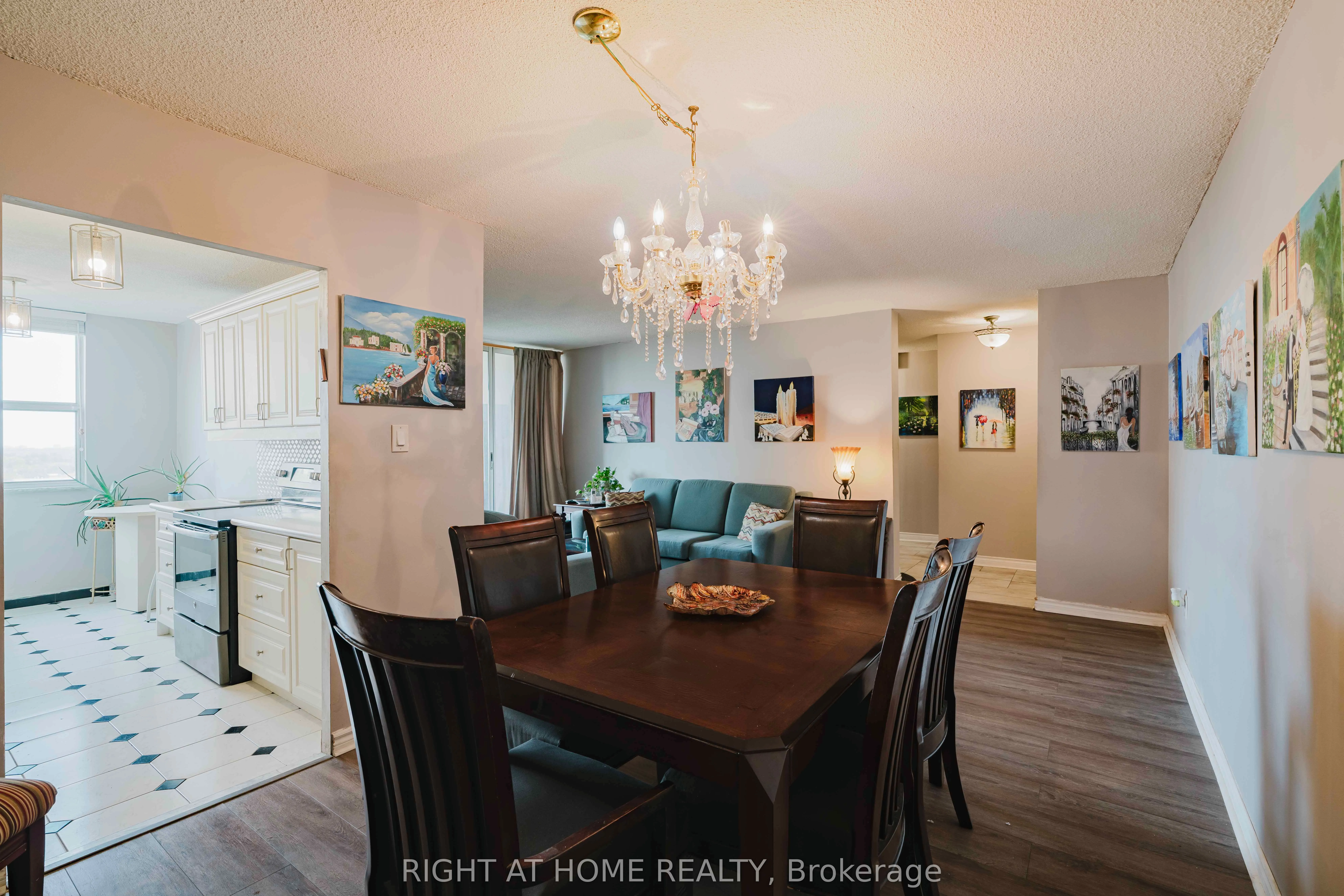 205 Hilda Avenue, #1506