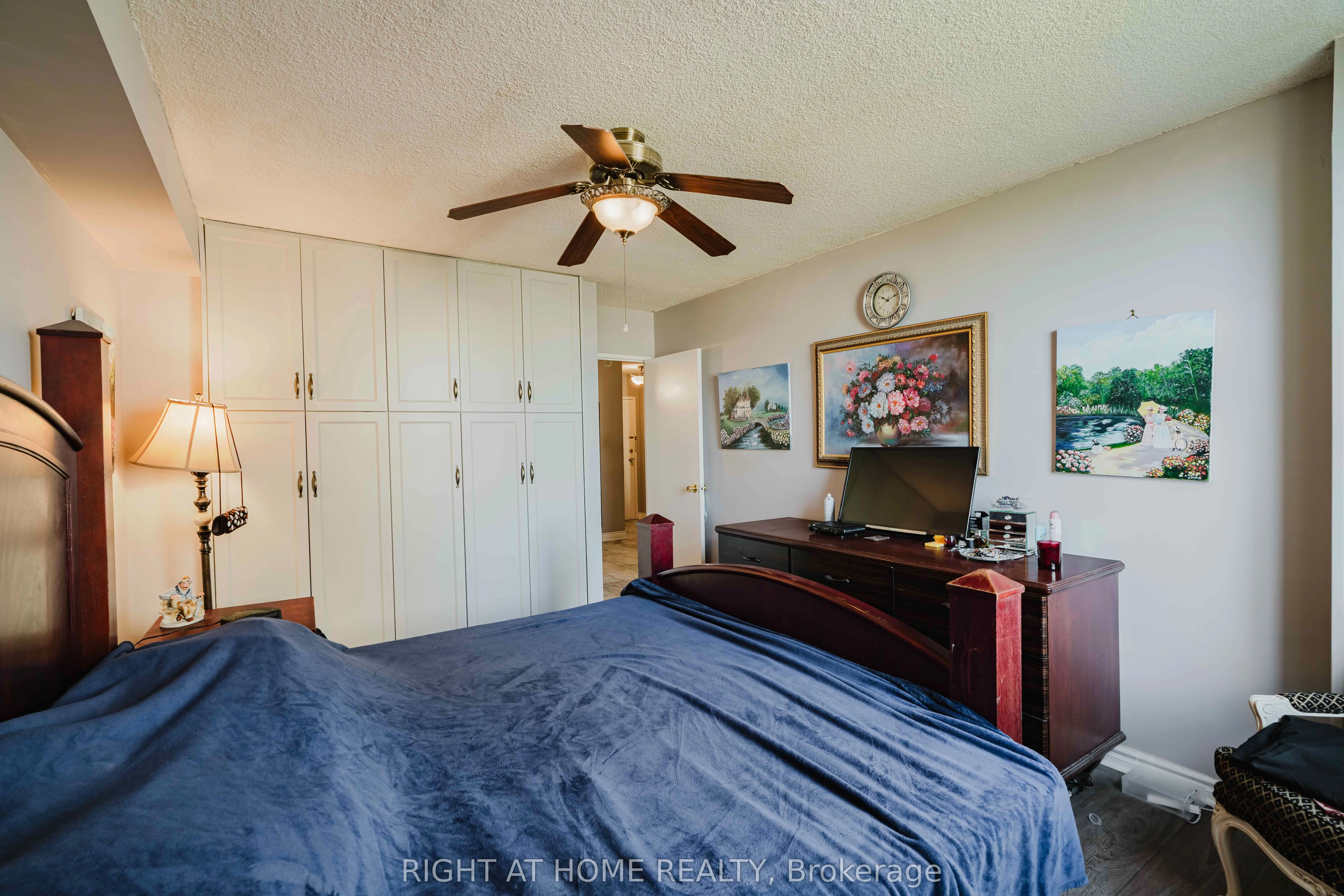 205 Hilda Avenue, #1506