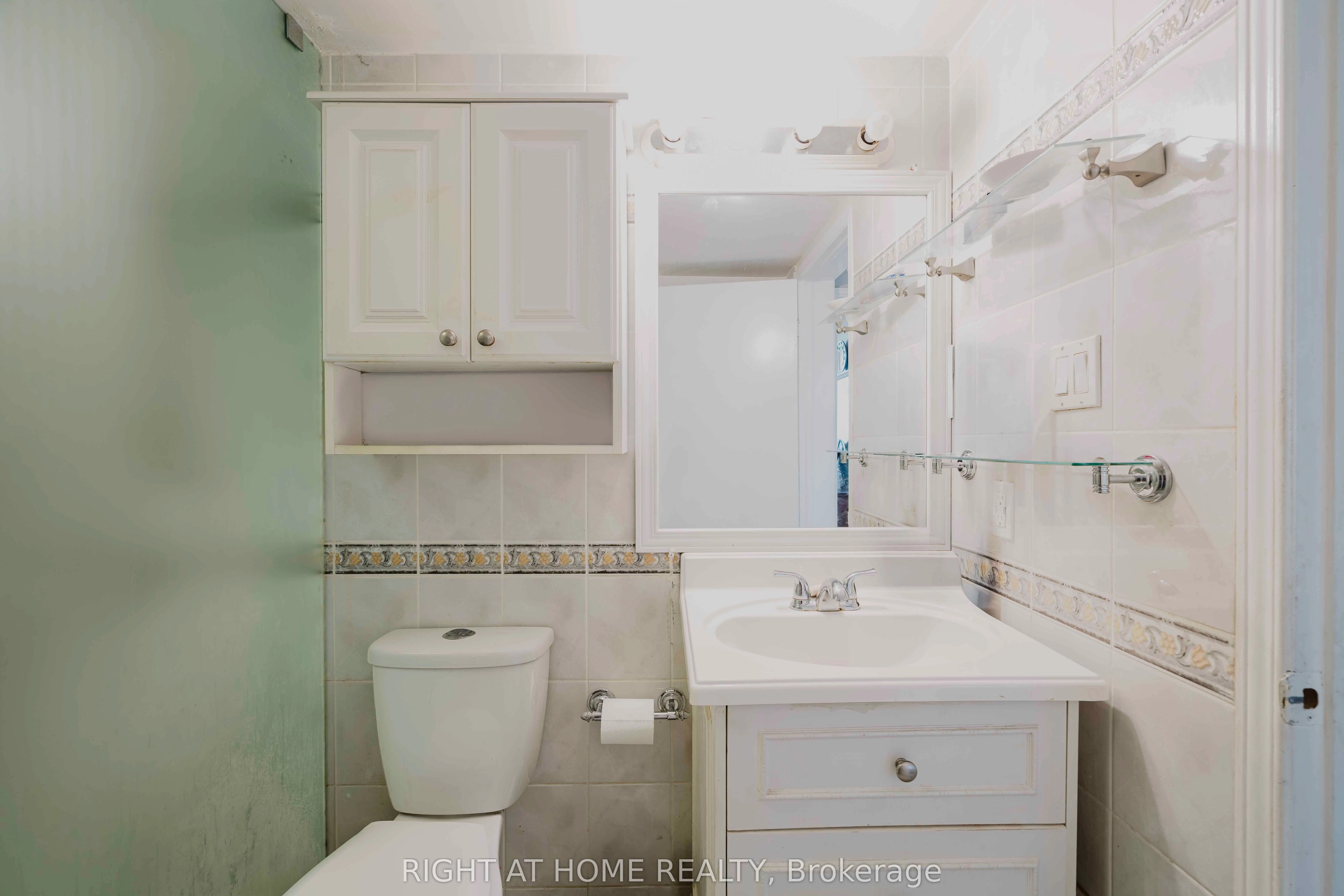 205 Hilda Avenue, #1506