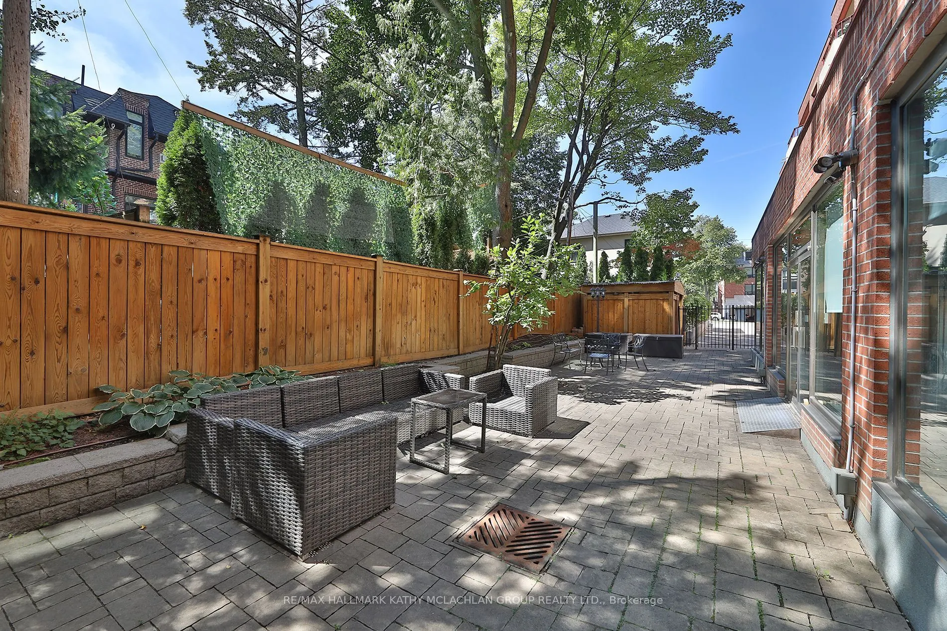 955 Millwood Road, #421