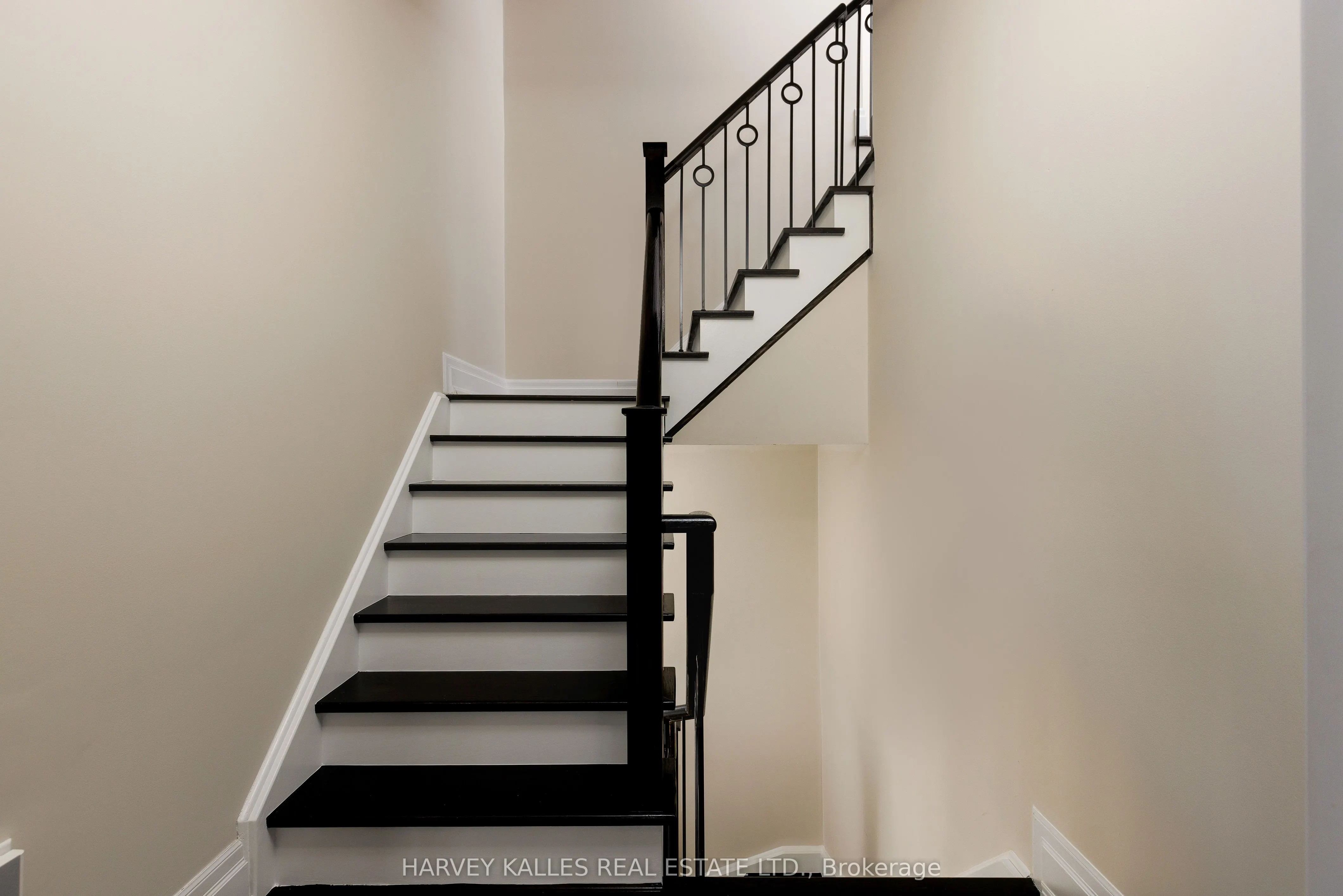 51 York Mills Road, #304