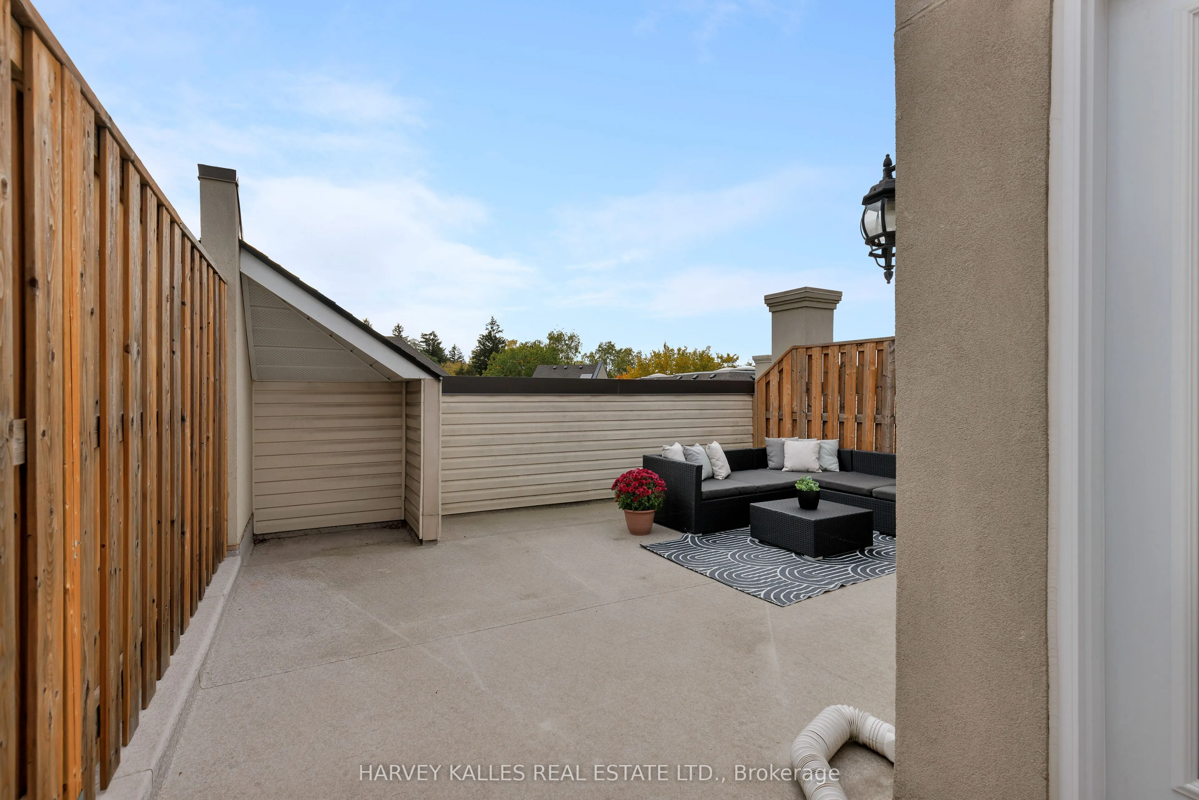 51 York Mills Road, #304