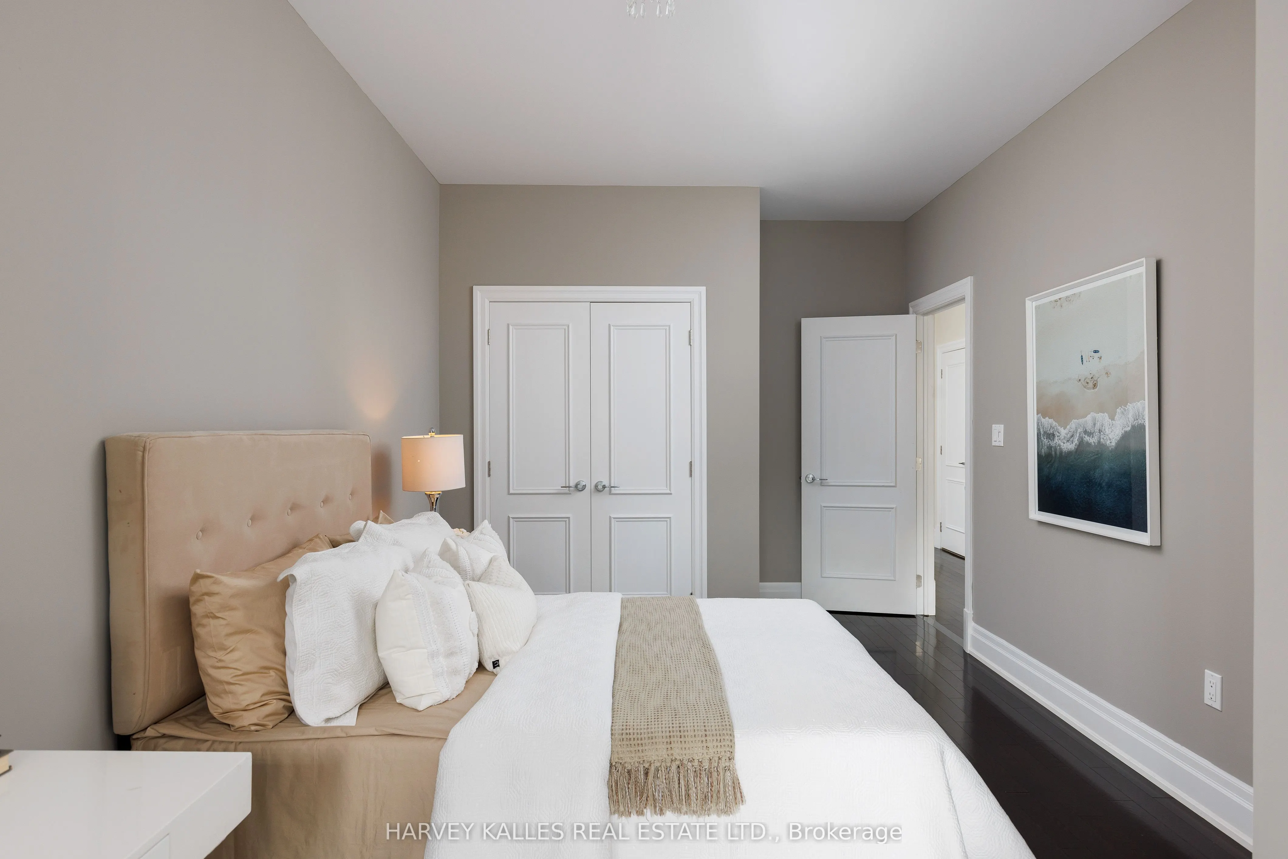 51 York Mills Road, #304