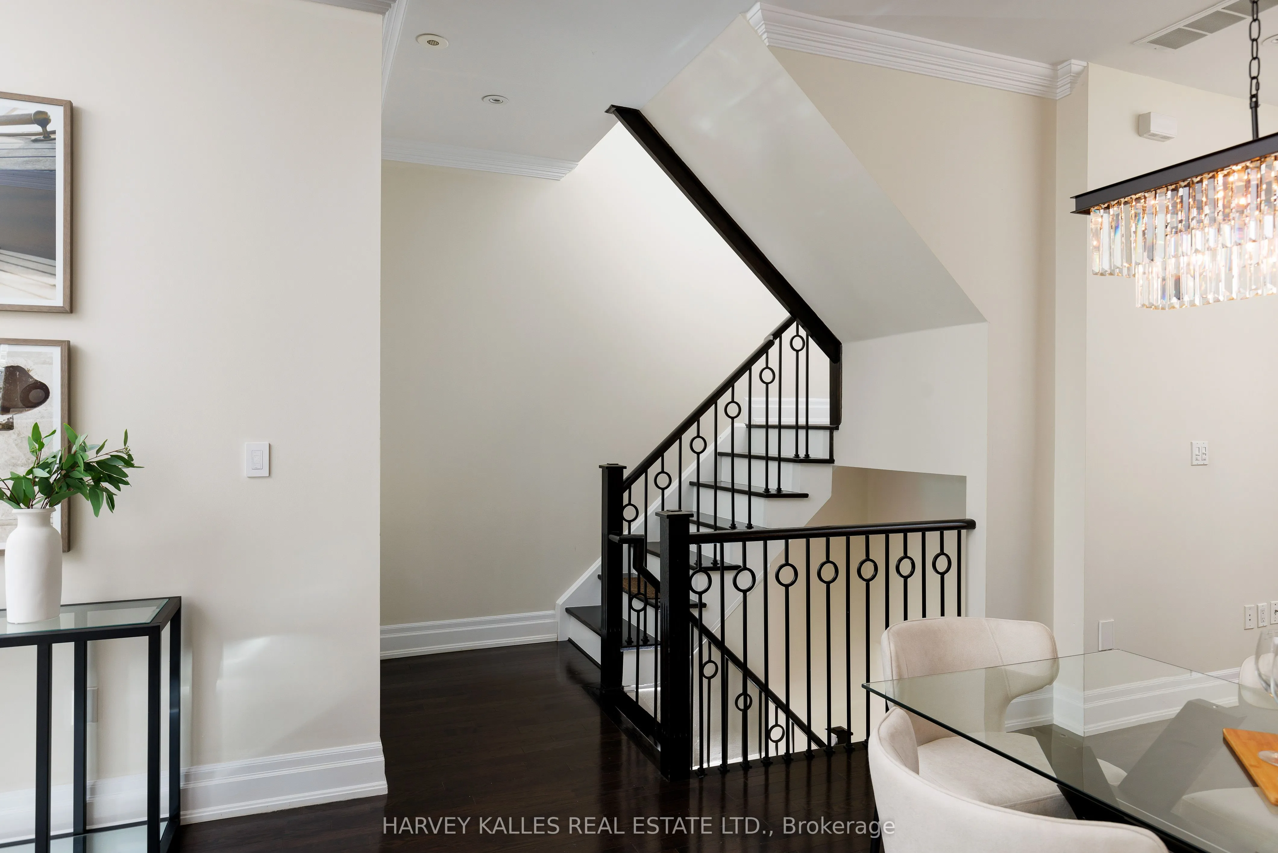 51 York Mills Road, #304