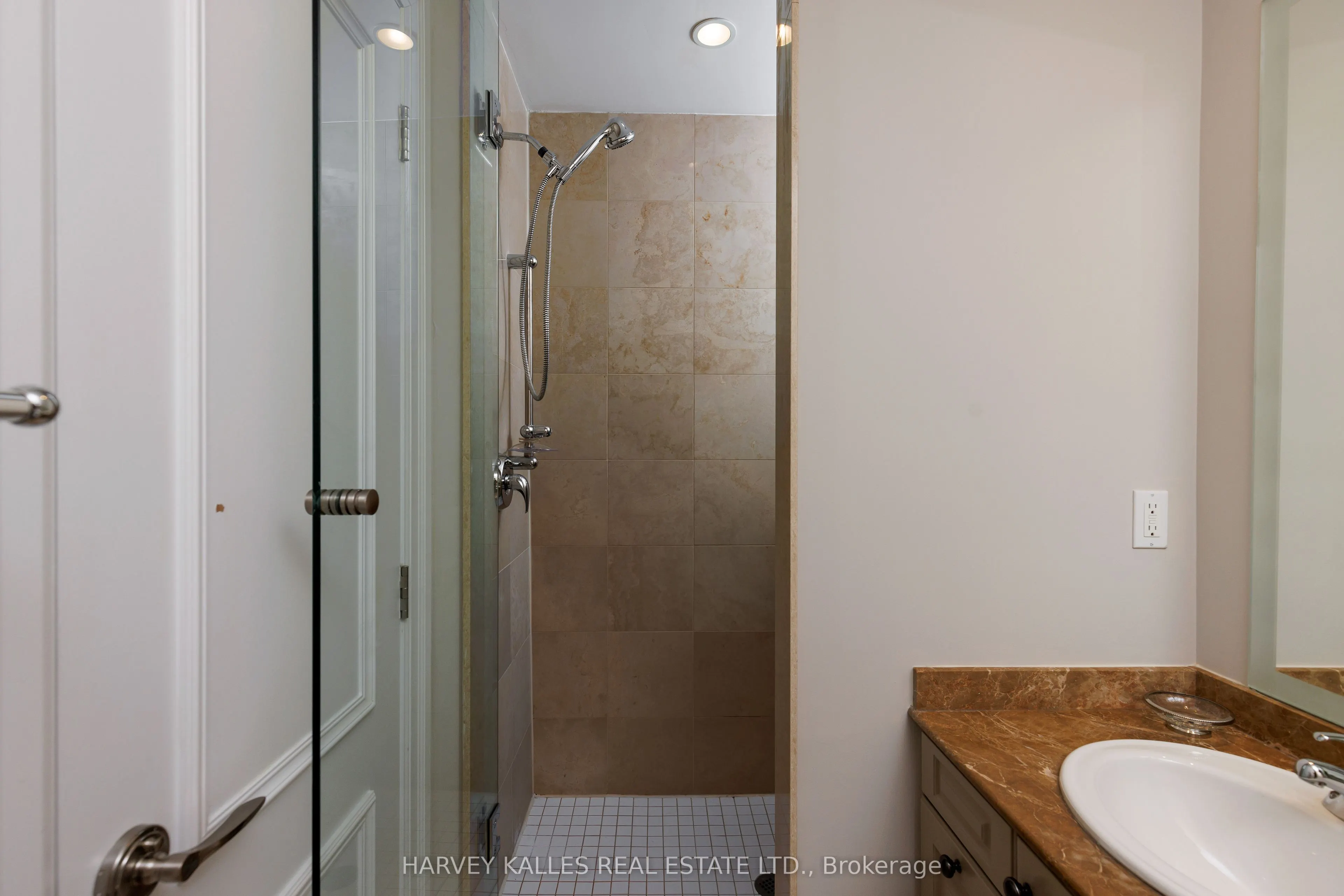 51 York Mills Road, #304