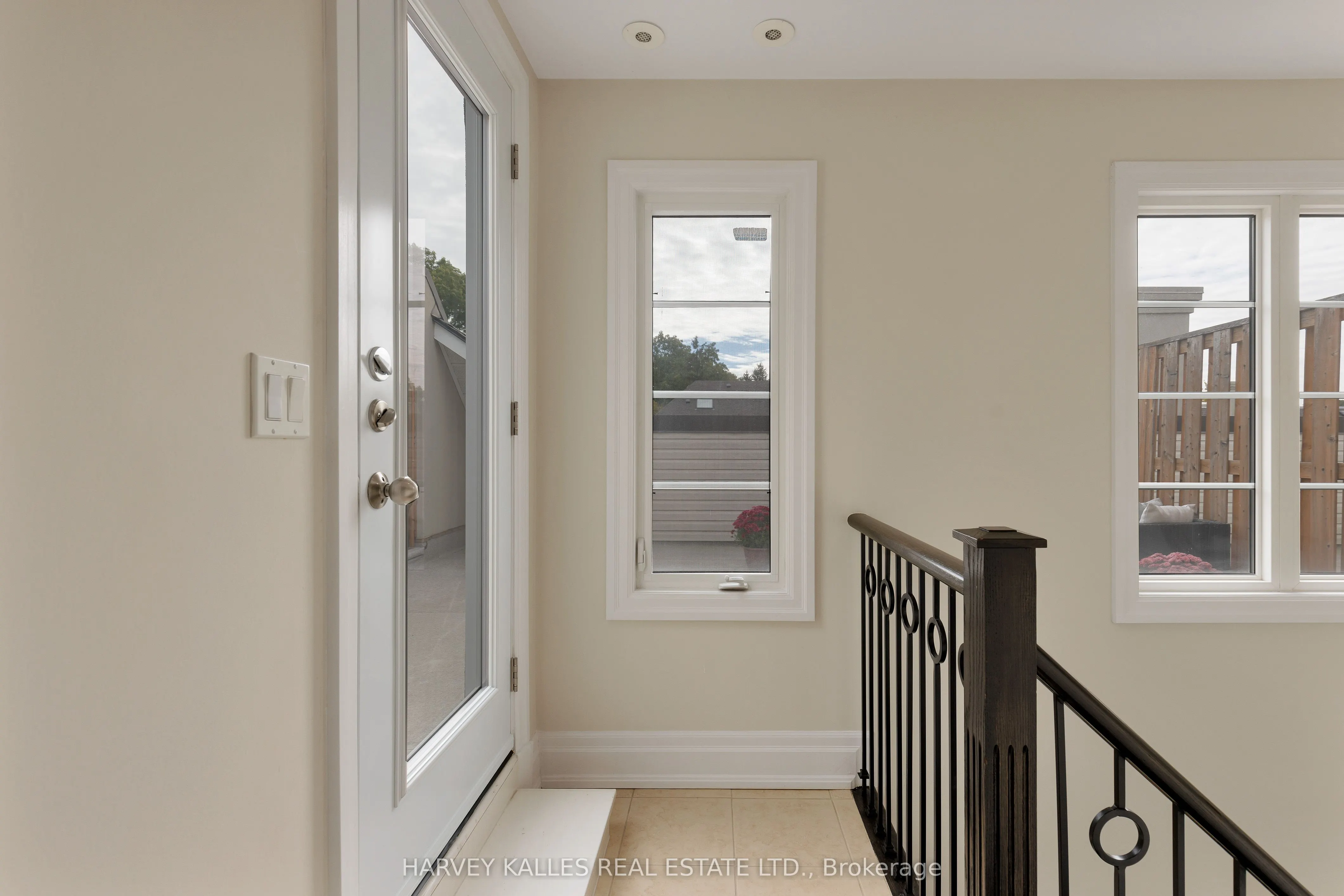 51 York Mills Road, #304