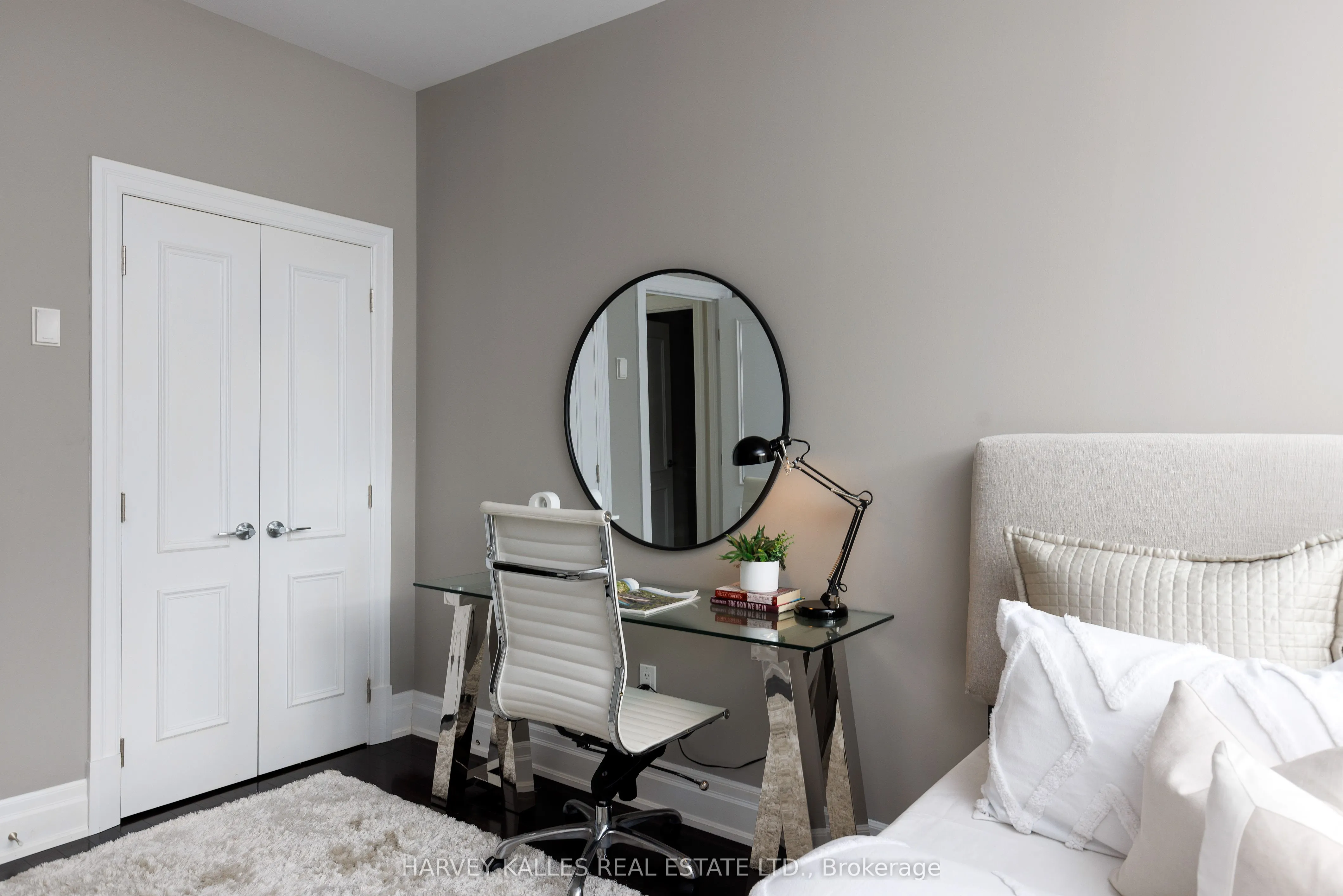 51 York Mills Road, #304