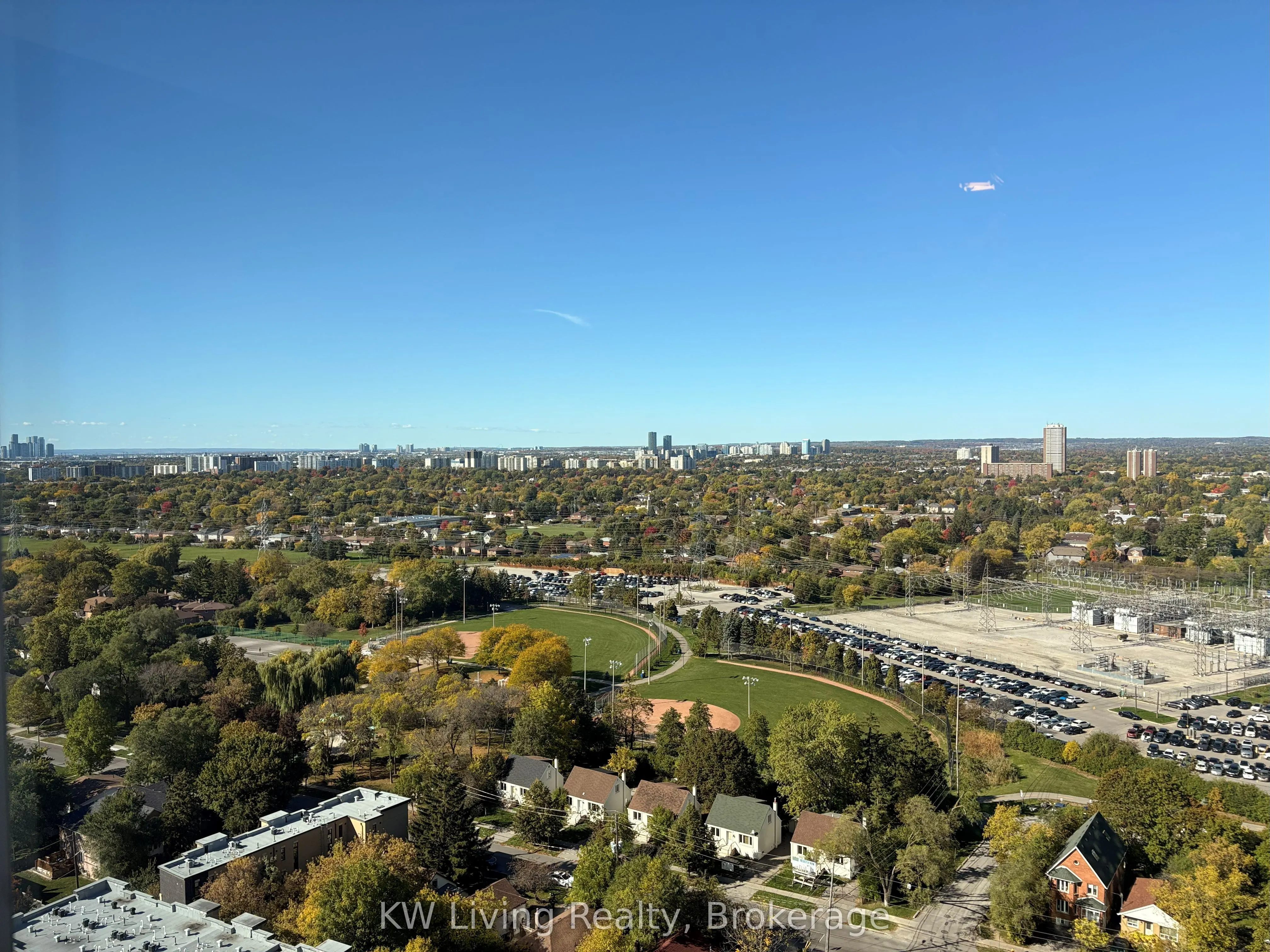 15 Greenview Avenue, #2313