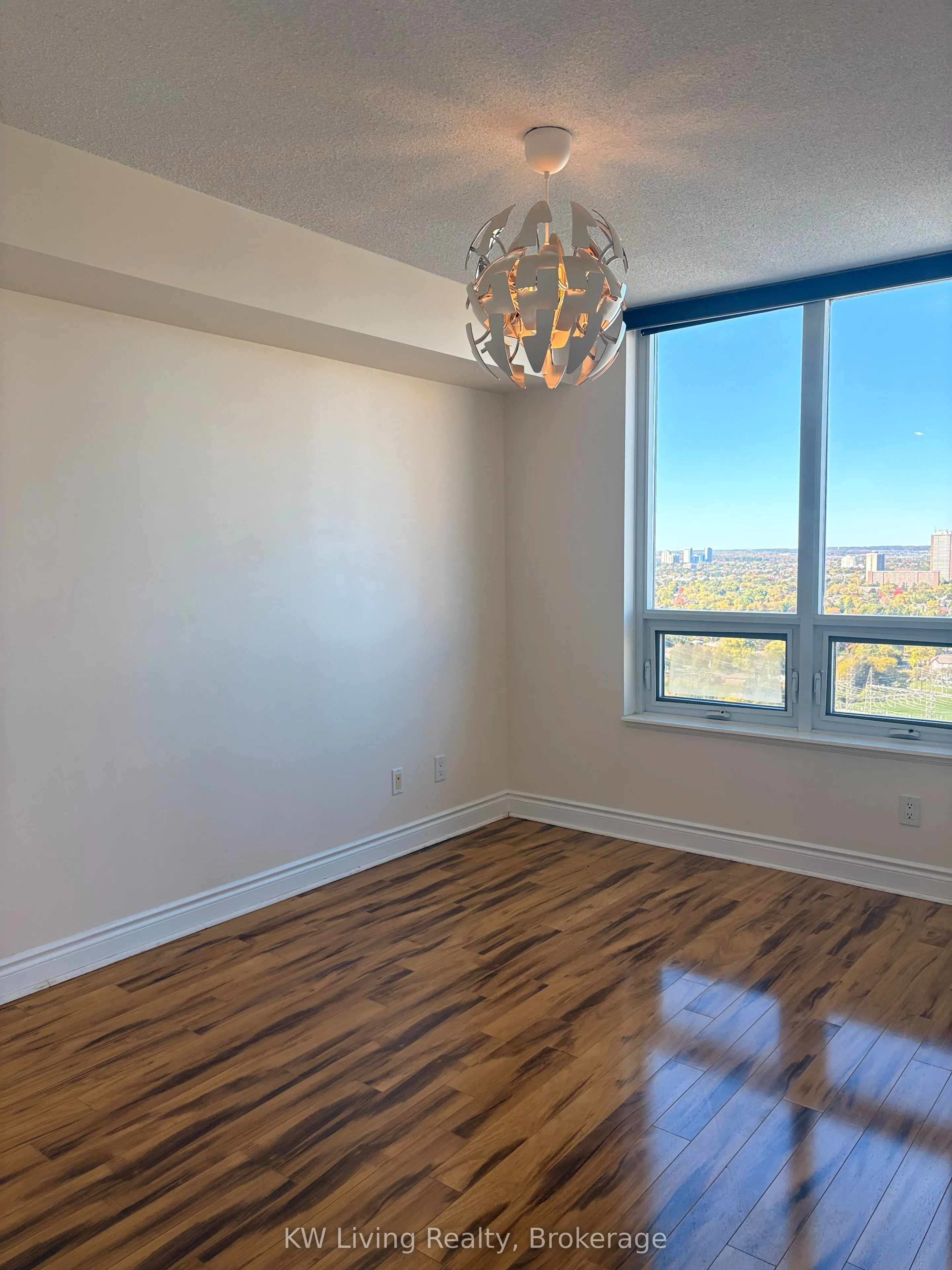 15 Greenview Avenue, #2313