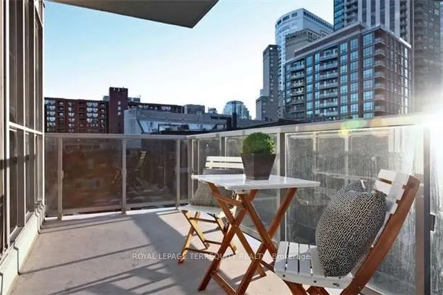 55 Front Street E, #609