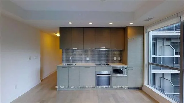 55 Front Street E, #609