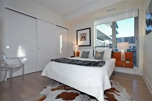 55 Front Street E, #609