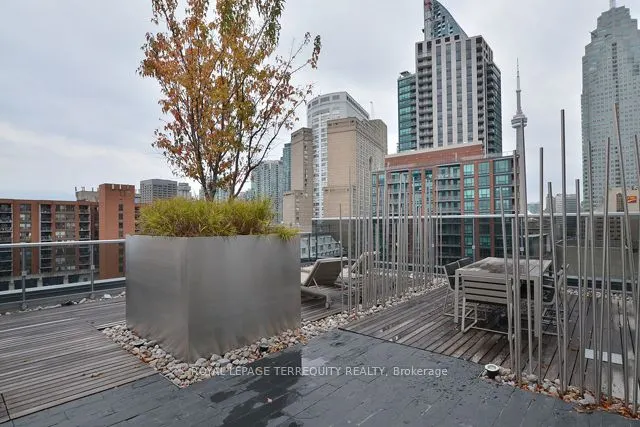 55 Front Street E, #609