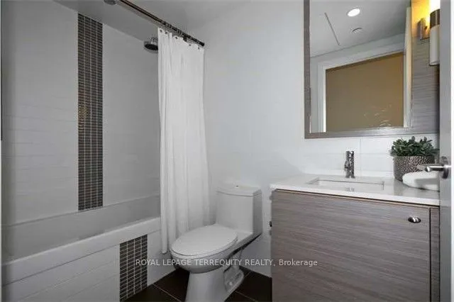 55 Front Street E, #609