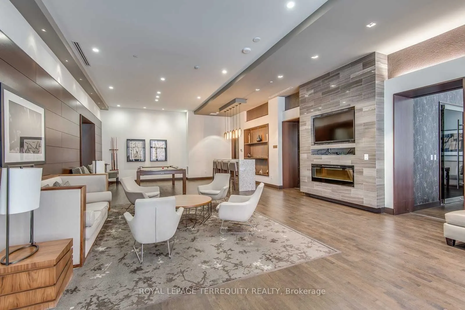 55 Front Street E, #609