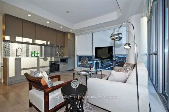 55 Front Street E, #609