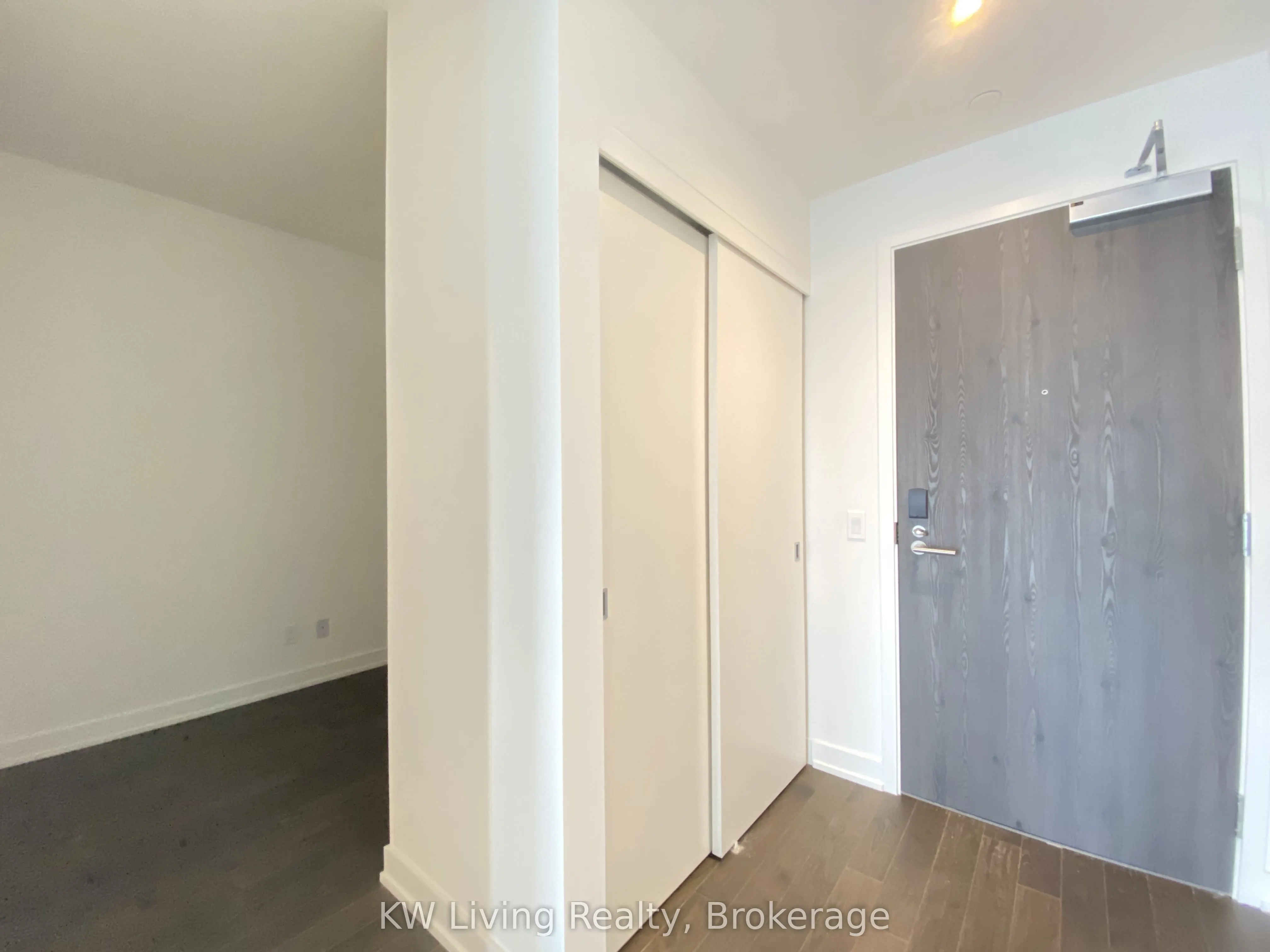 25 Richmond Street E, #2309