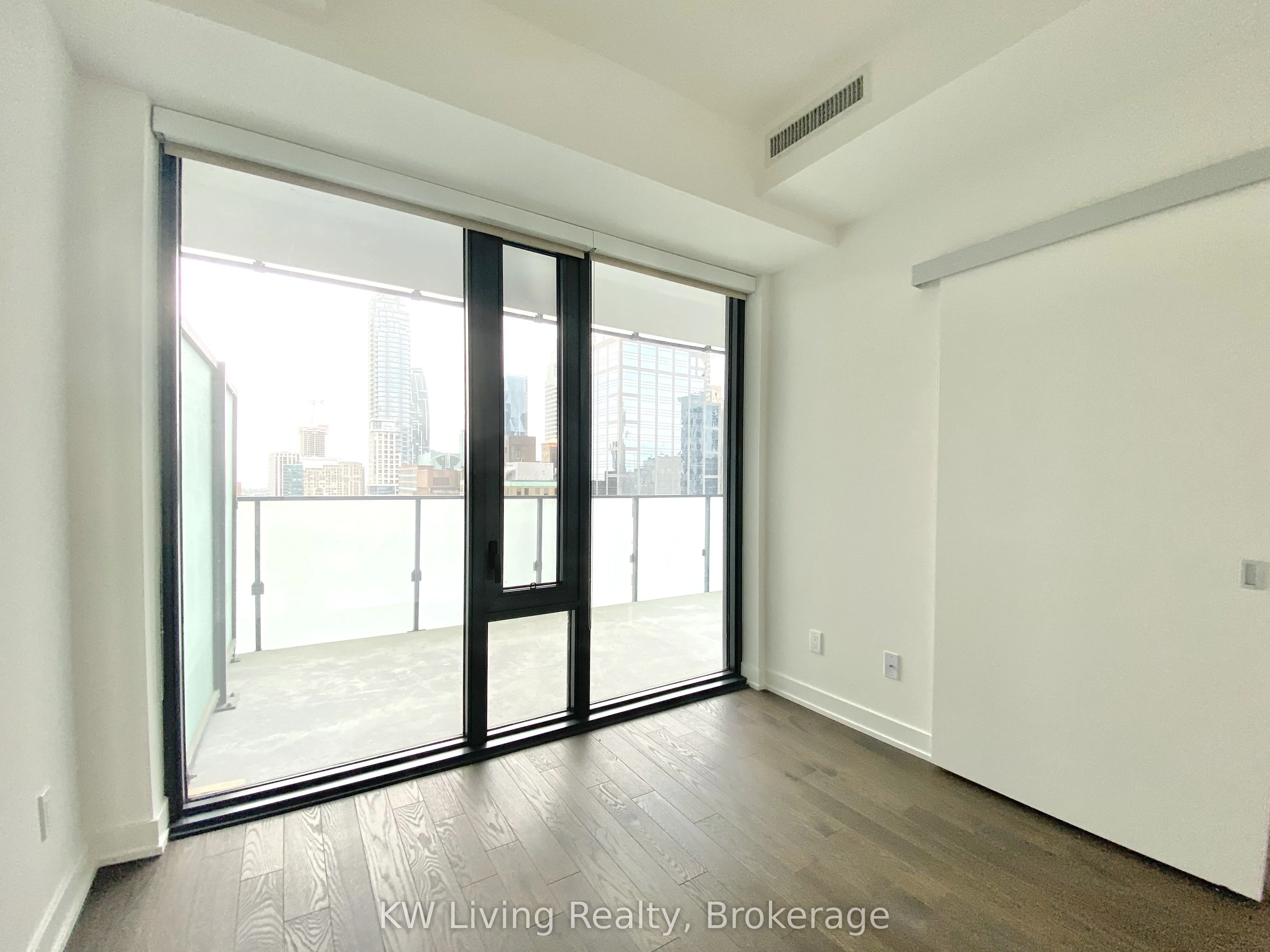 25 Richmond Street E, #2309