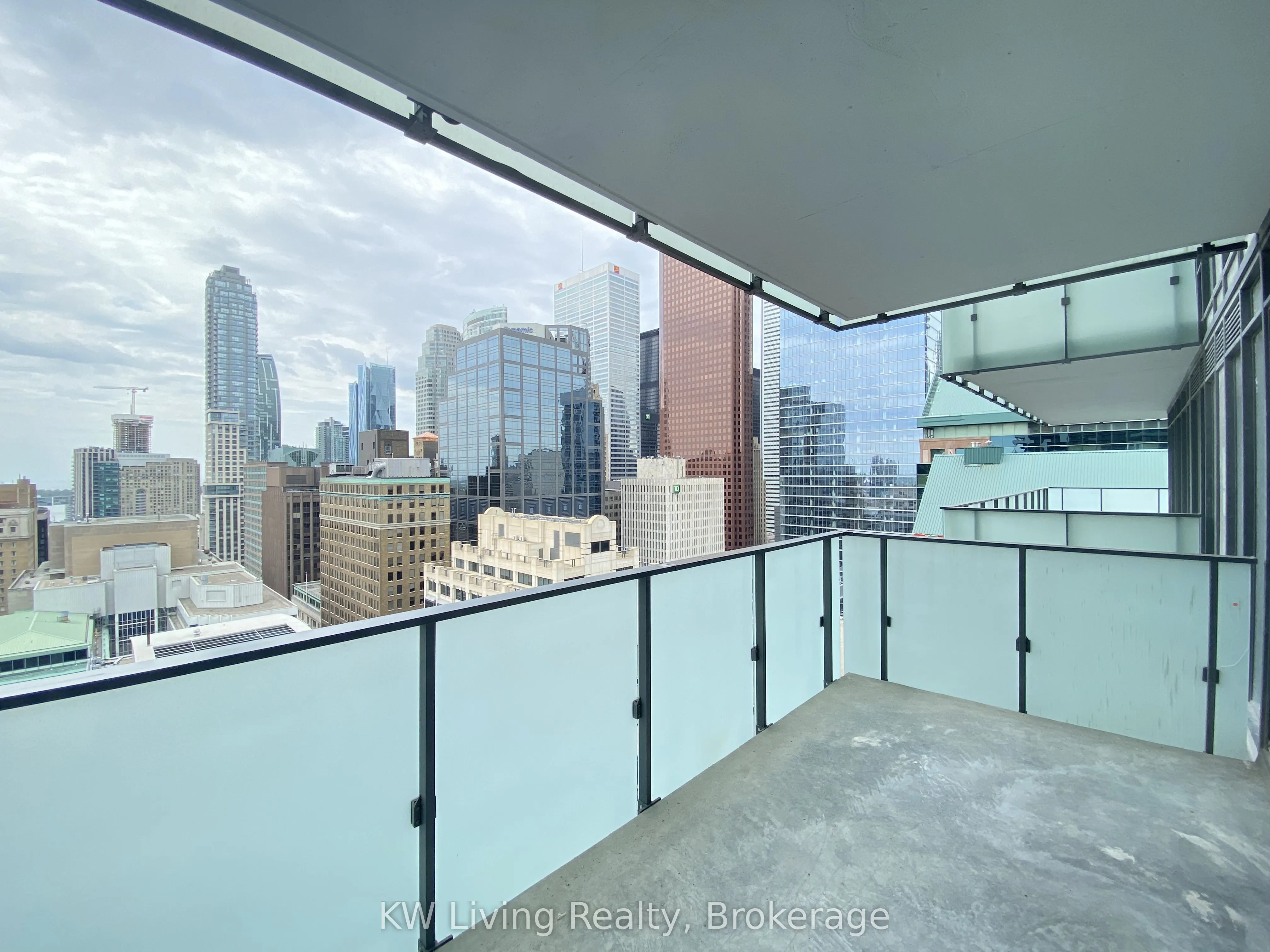 25 Richmond Street E, #2309